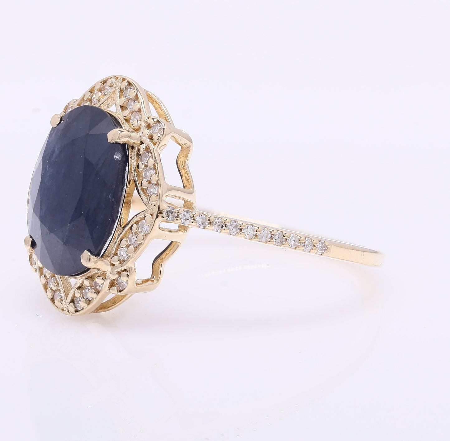 3.74 Ct Oval Mixed Cut Natural Sapphire 14K Gold Ring