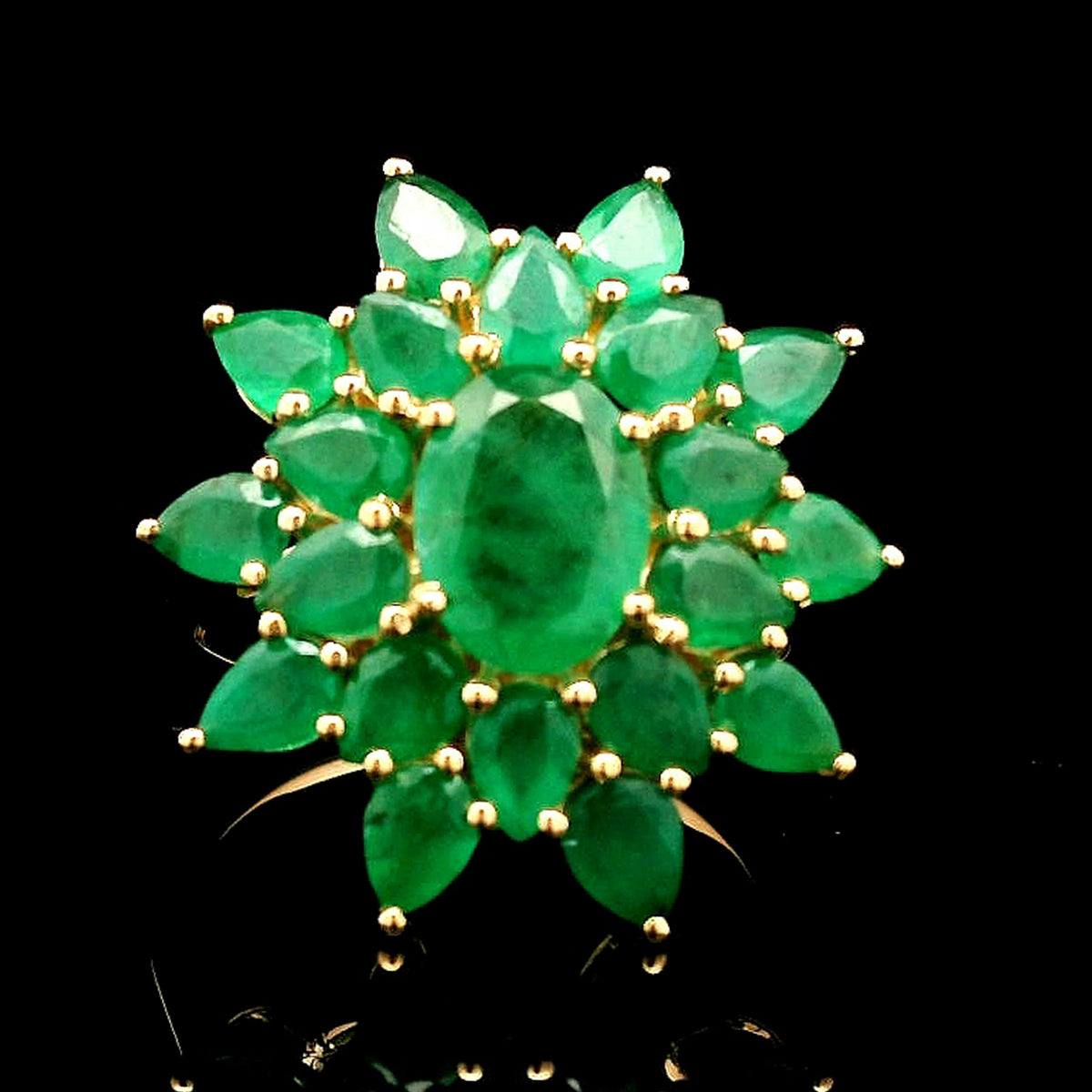 3.99 Ct Oval Emerald 14K Gold Ring