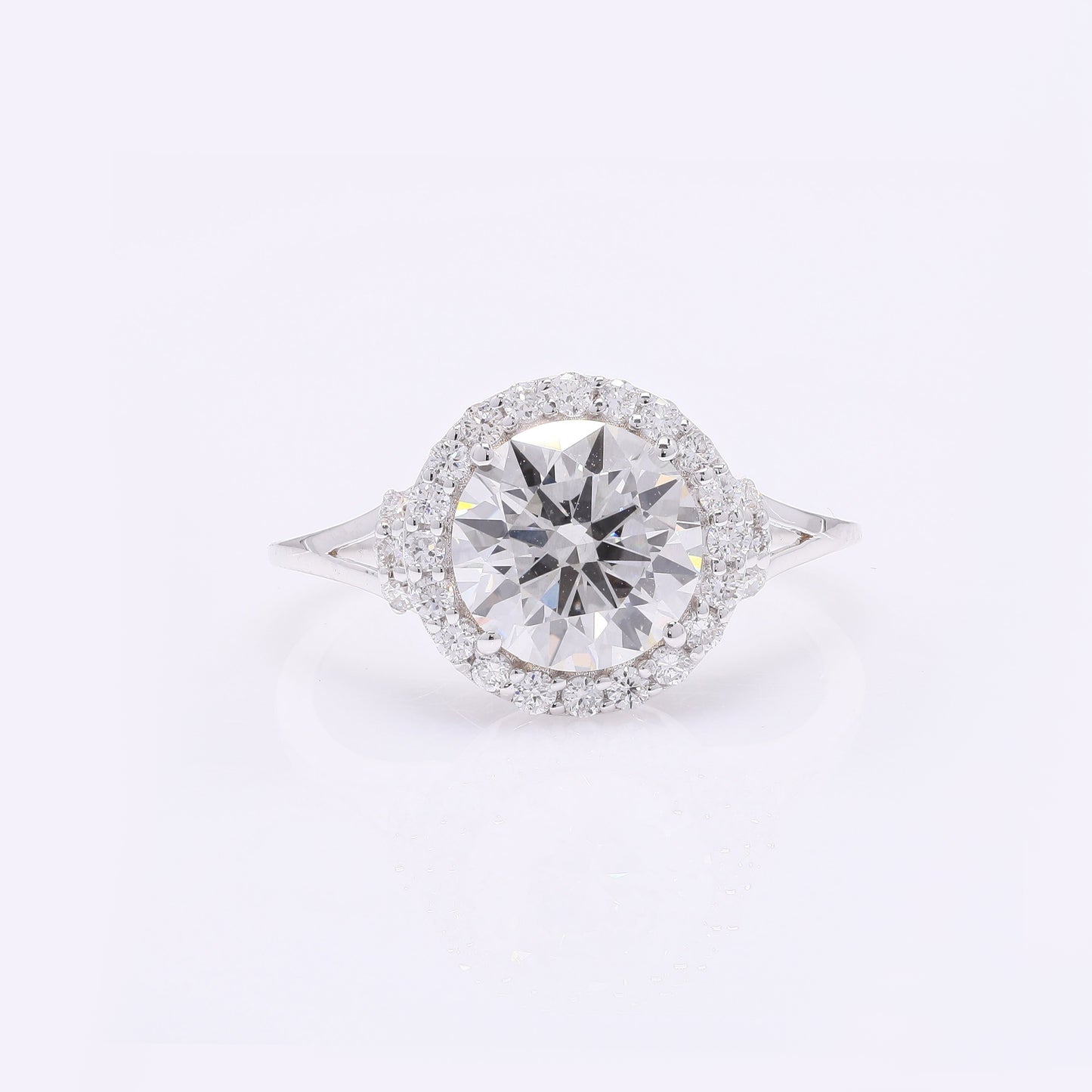 2.40 Carats Lab Grown Diamond 14K Gold Ring