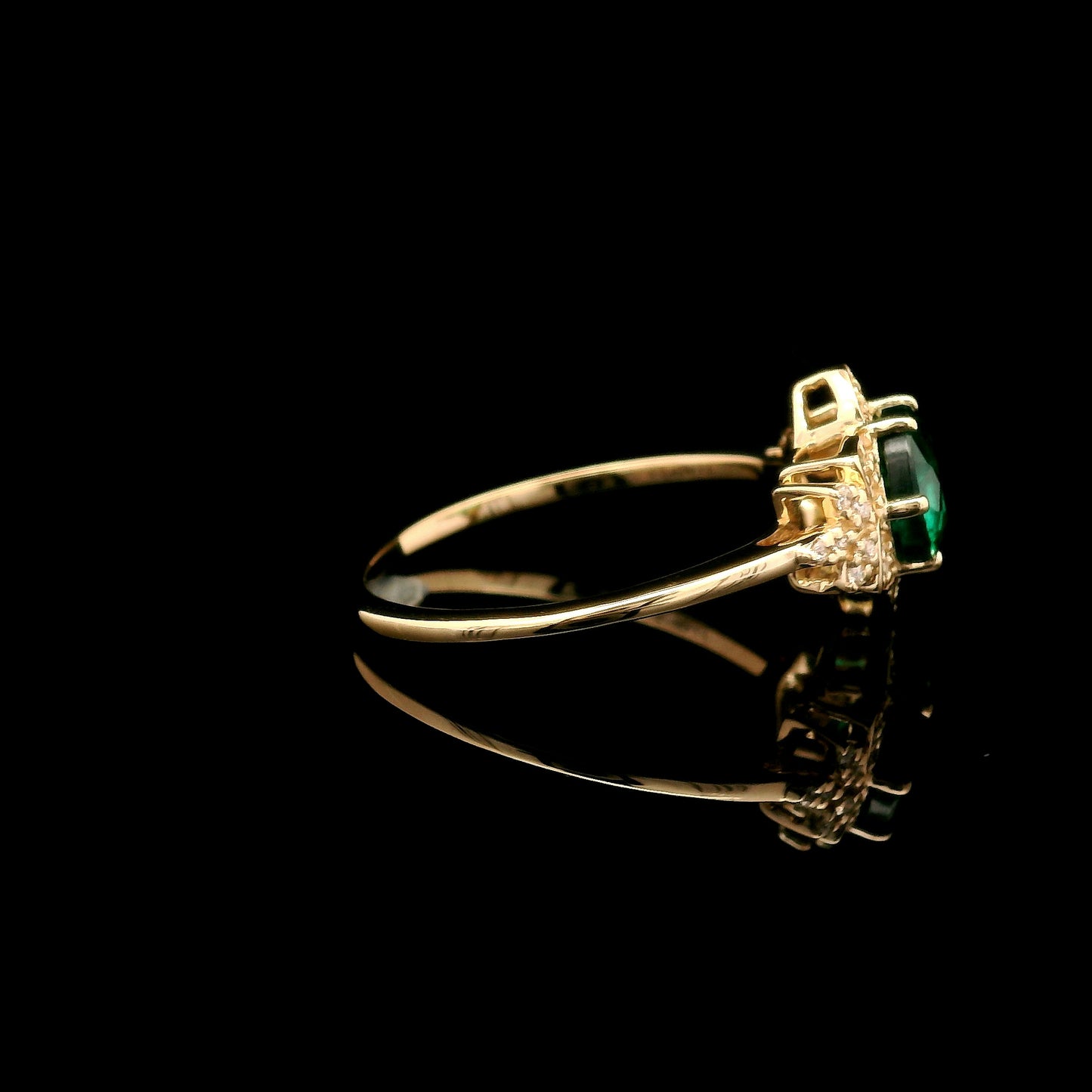 1.05 Ct Round Mixed Cut Lab Grown Emerald 14K Gold Ring