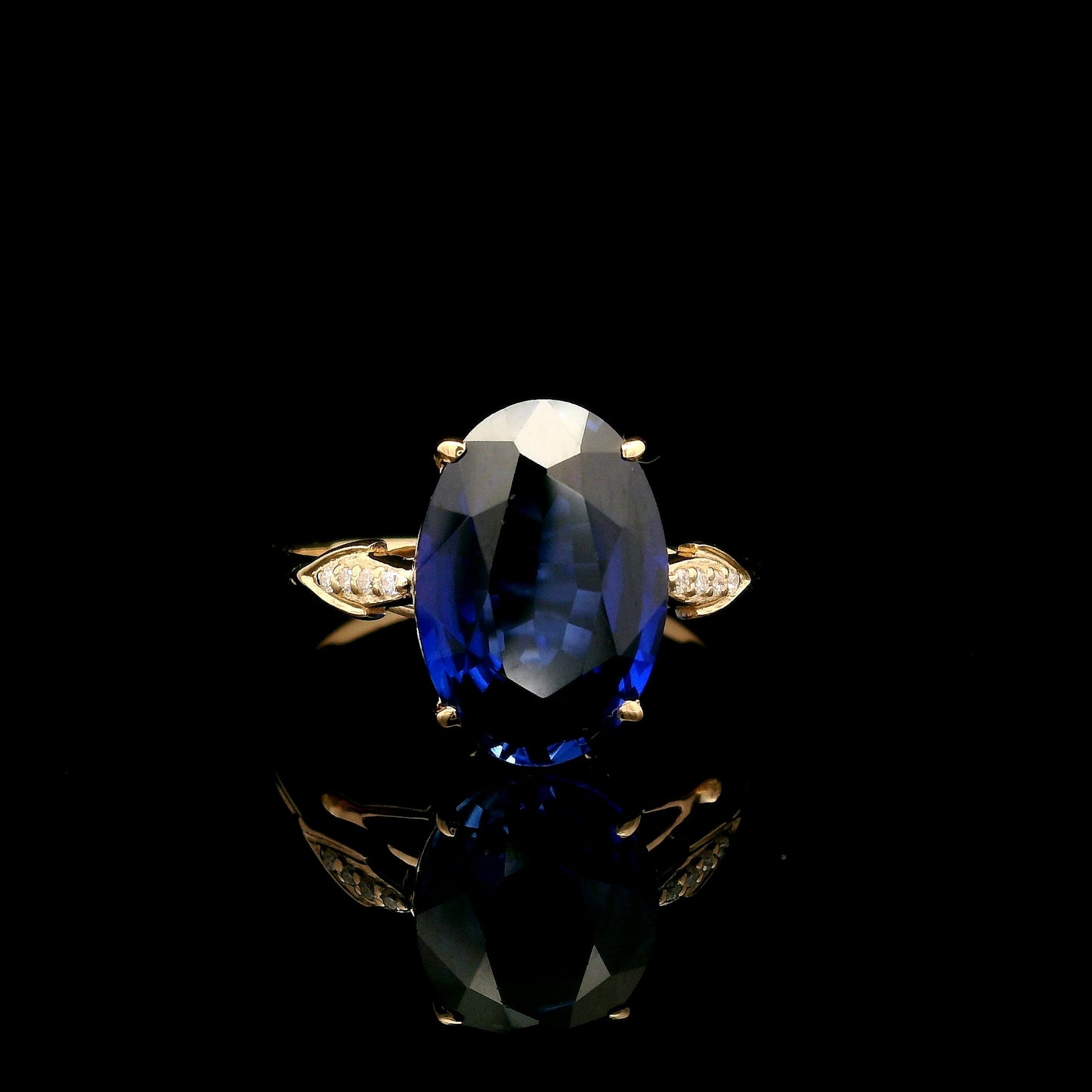 5.04 Ct Oval Mixed Cut Lab Grown Sapphire 14K Gold Ring