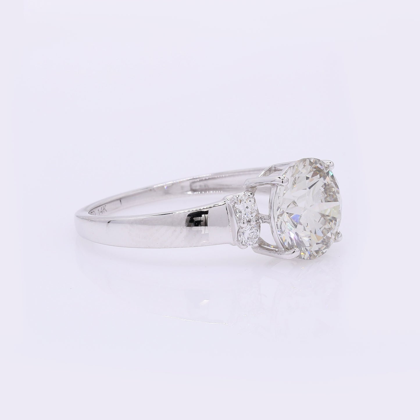 2.22 Carats Lab Grown Diamond 14K Gold Ring