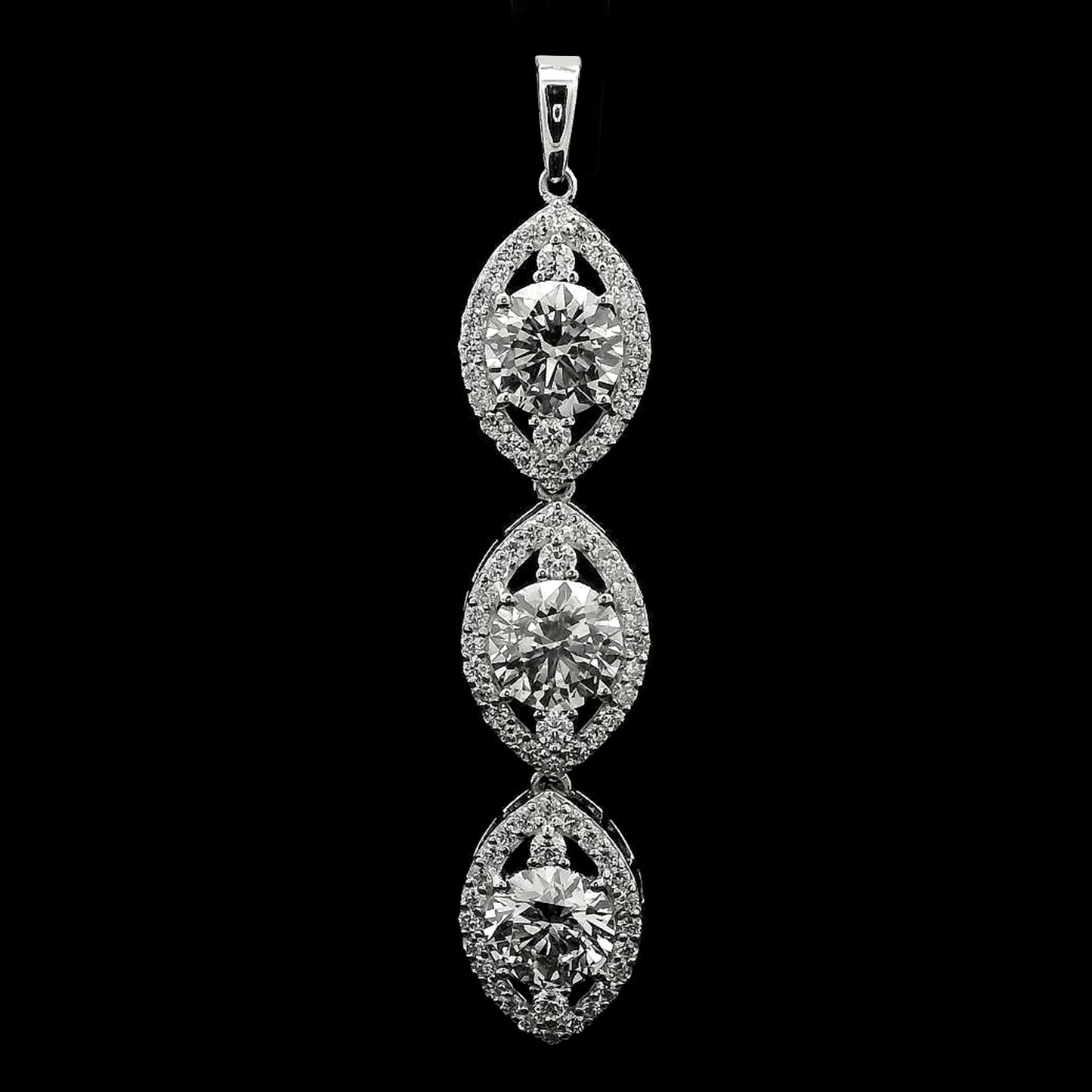 5.75 Carats Lab Grown Diamond 14K Gold Pendant