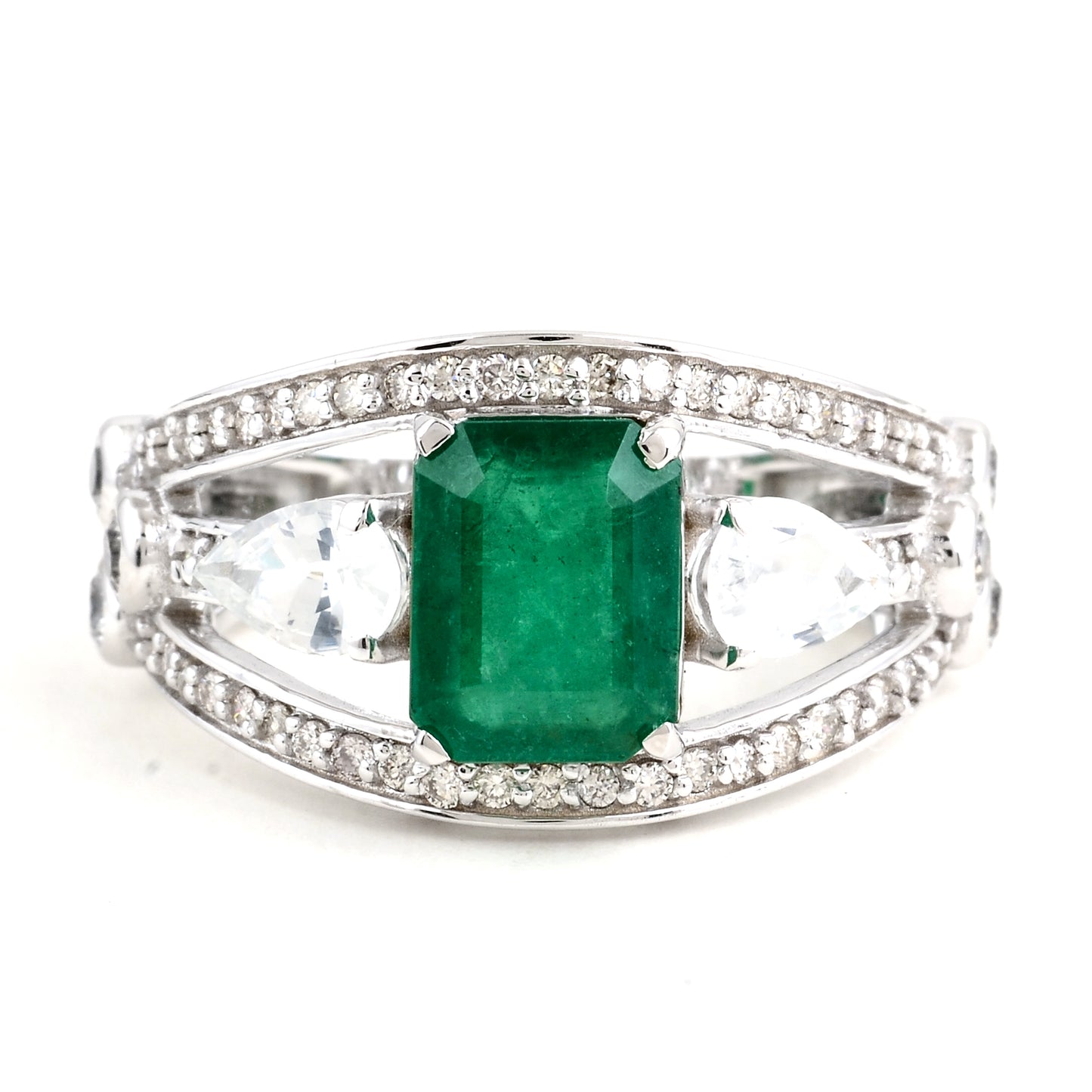 3.63 Carats Emerald 14K Gold Ring