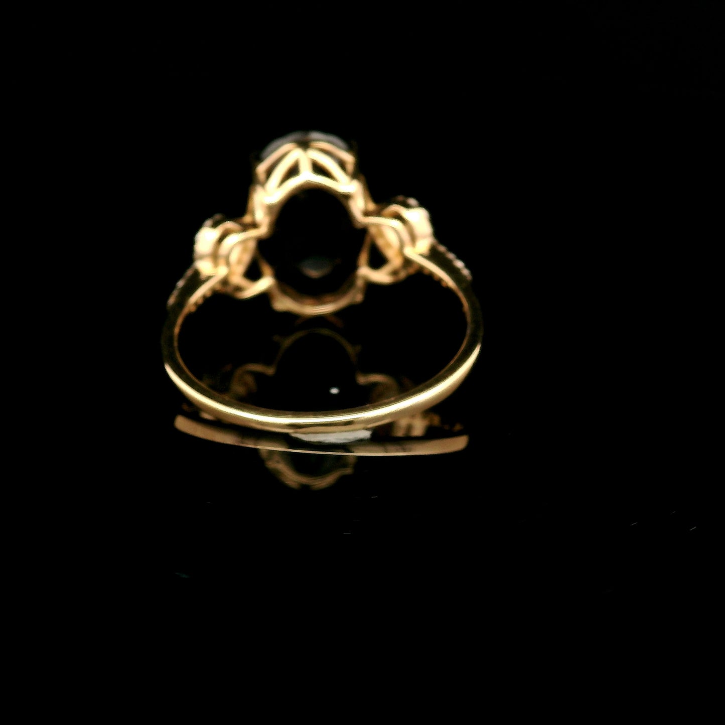 5.30 Ct Oval Mixed Cut Lab Grown Sapphire 14K Gold Ring