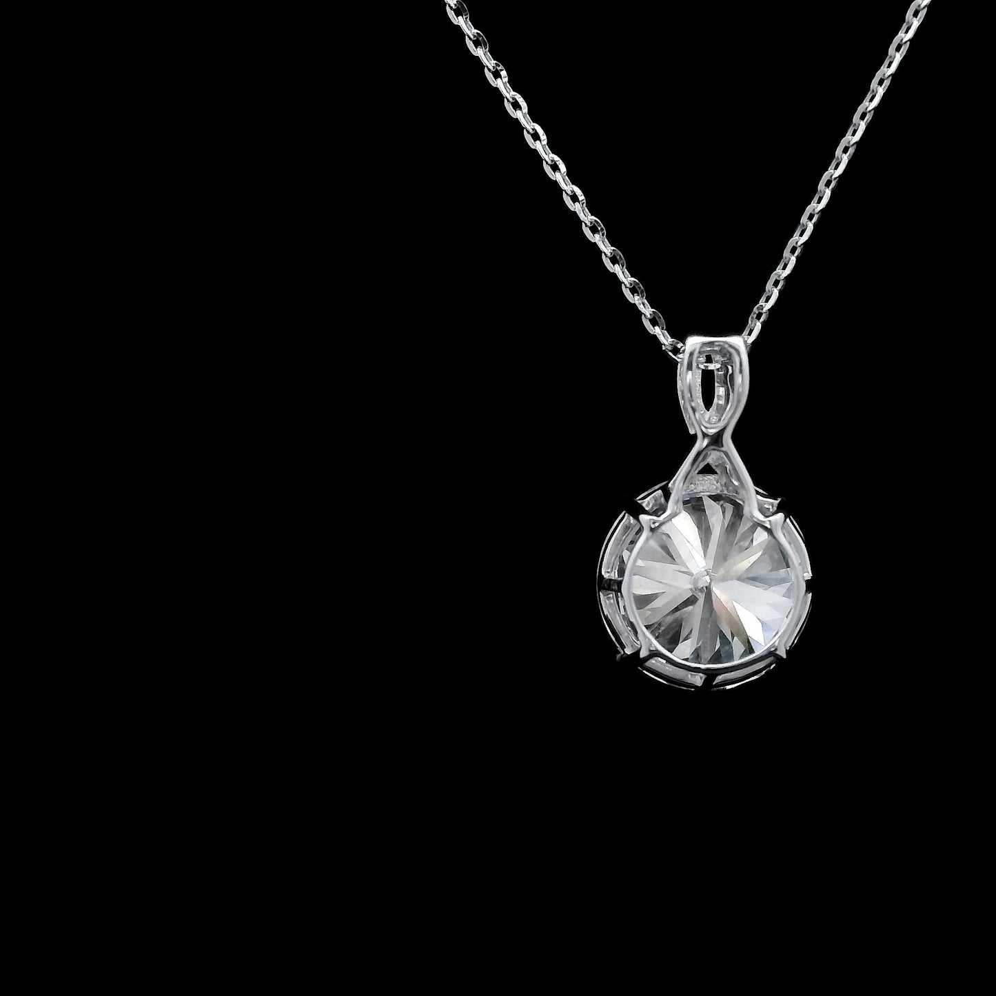 3.10 Carats Lab Grown Diamond 14K Gold Pendant