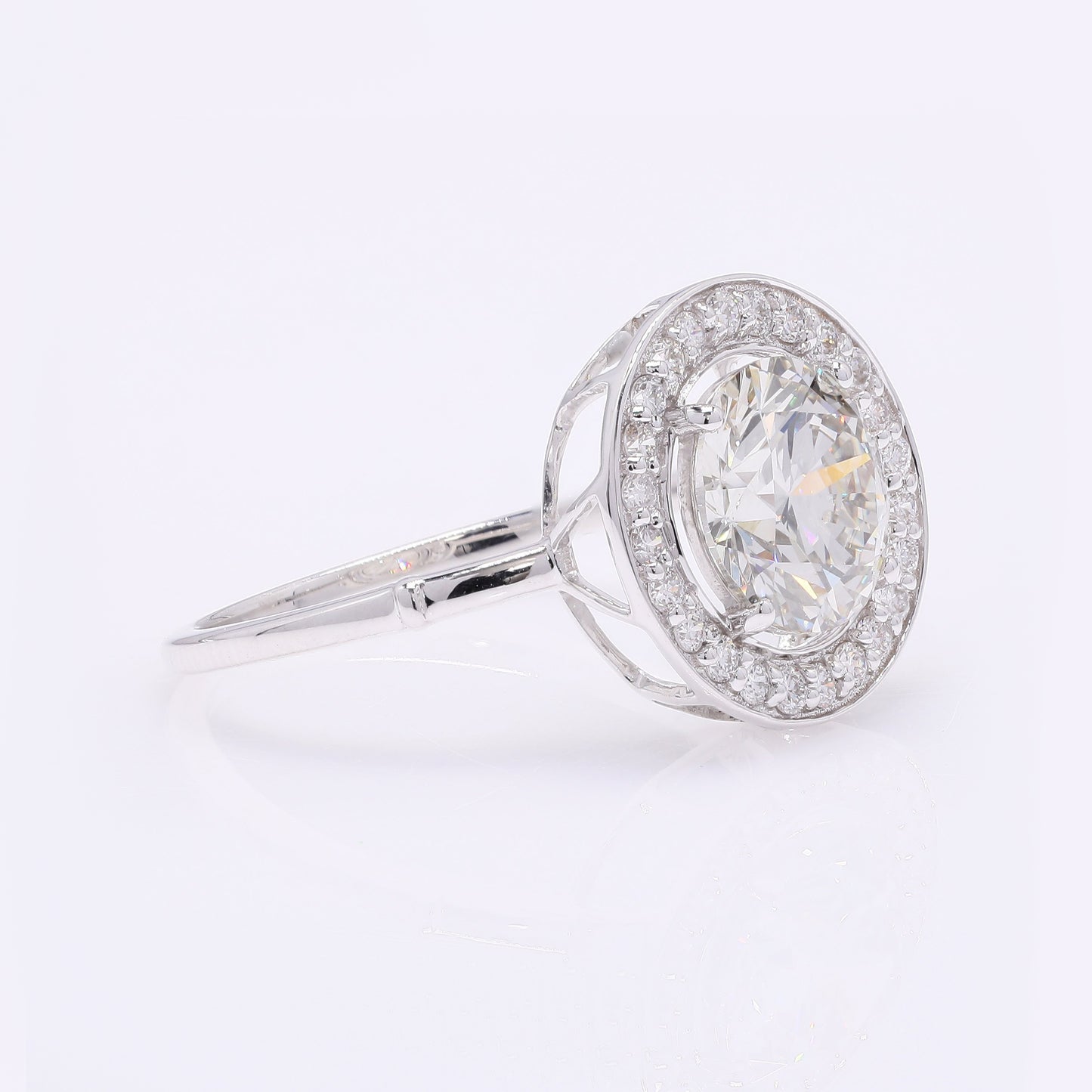 2.40 Carats Lab Grown Diamond 14K Gold Ring