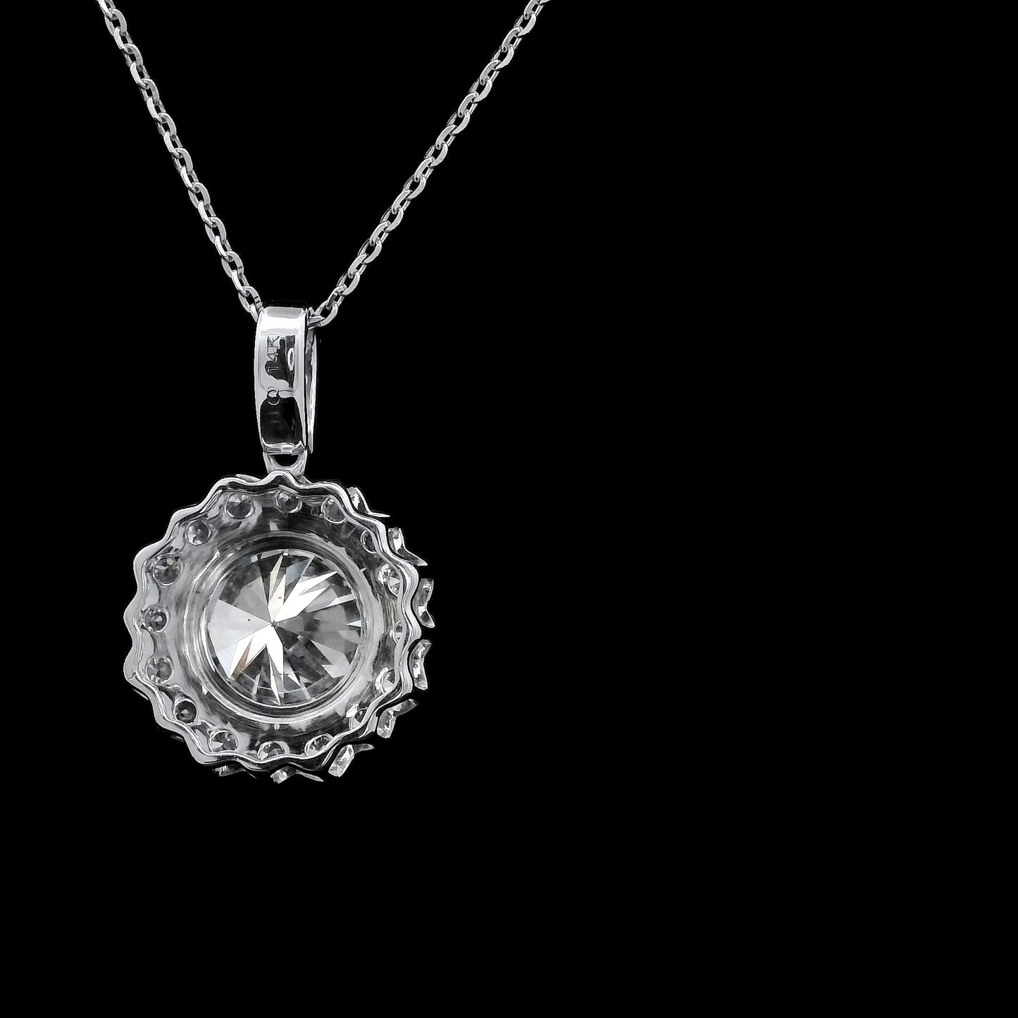 2.18 Carats Lab Grown Diamond 14K Gold Pendant