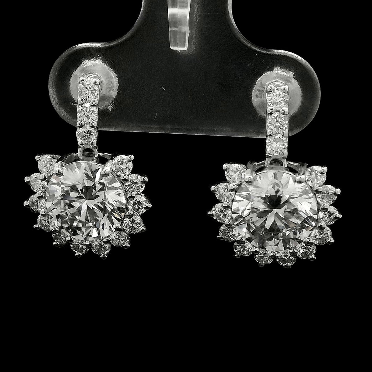 3.90 Carats Lab Grown Diamond 14K Gold Earrings