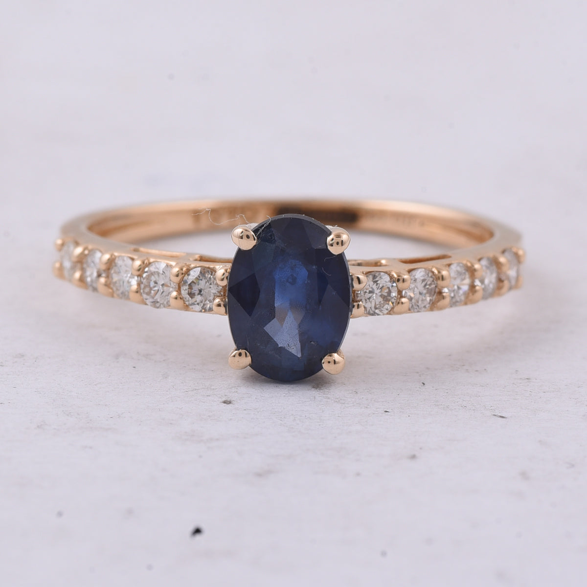 1.44 Ct Oval Natural Sapphire 14K Gold Ring