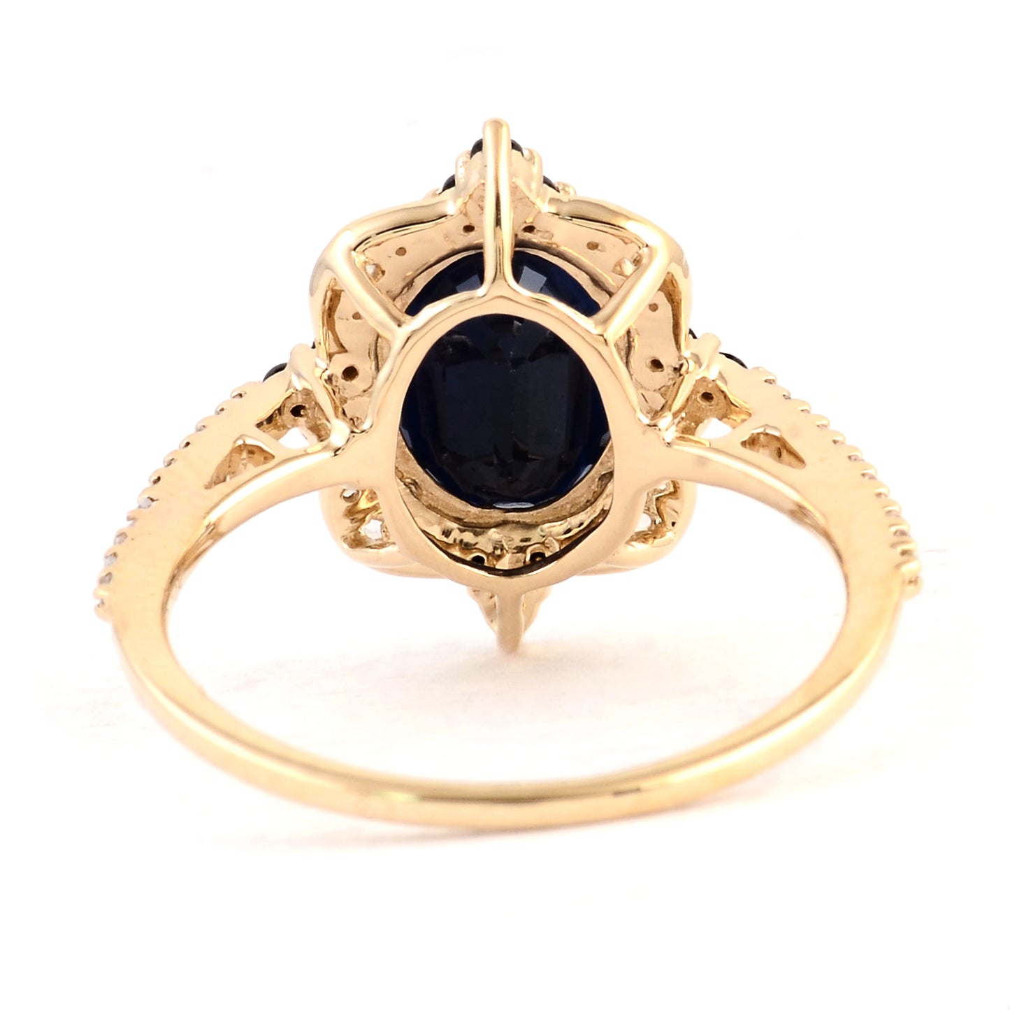 2.87 Ct Oval Sapphire 14K Gold Ring