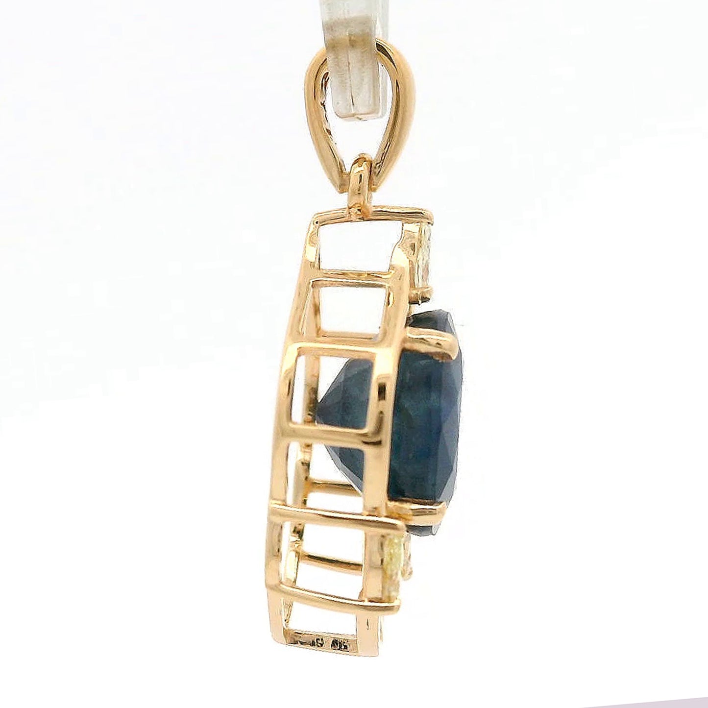 2.42 Ct Oval Sapphire 14K Gold Pendant