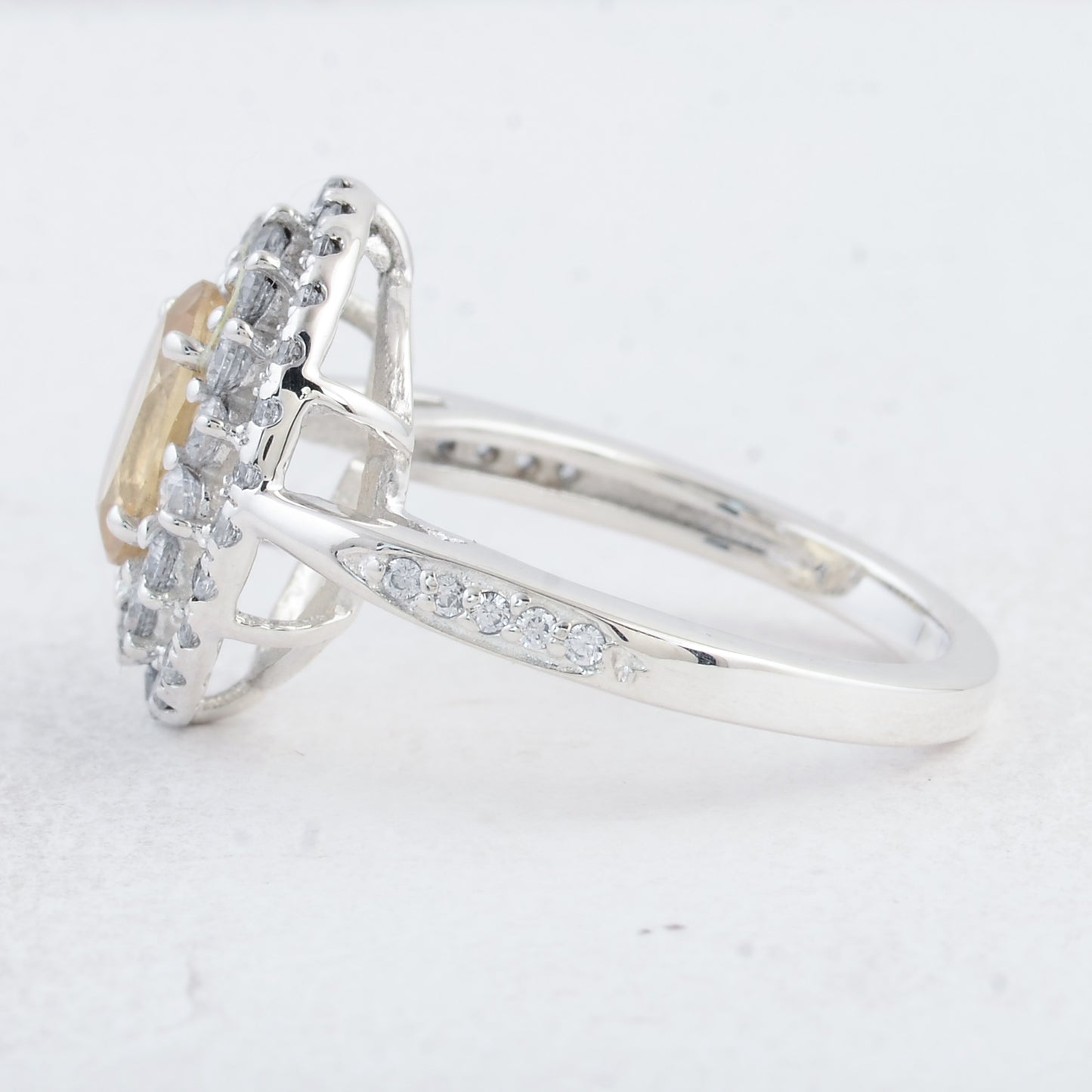 2.84 Ct Oval Citrine 925 Sterling Silver Ring