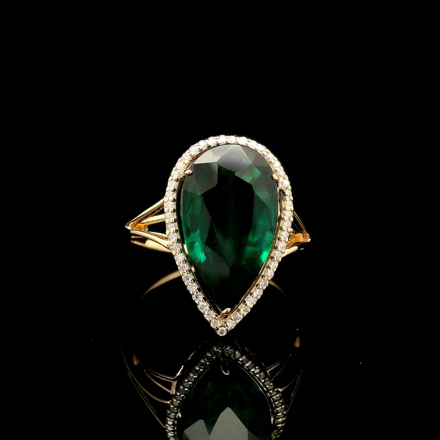 5.50 Ct Pear Mixed Cut Lab Grown Emerald 14K Gold Ring