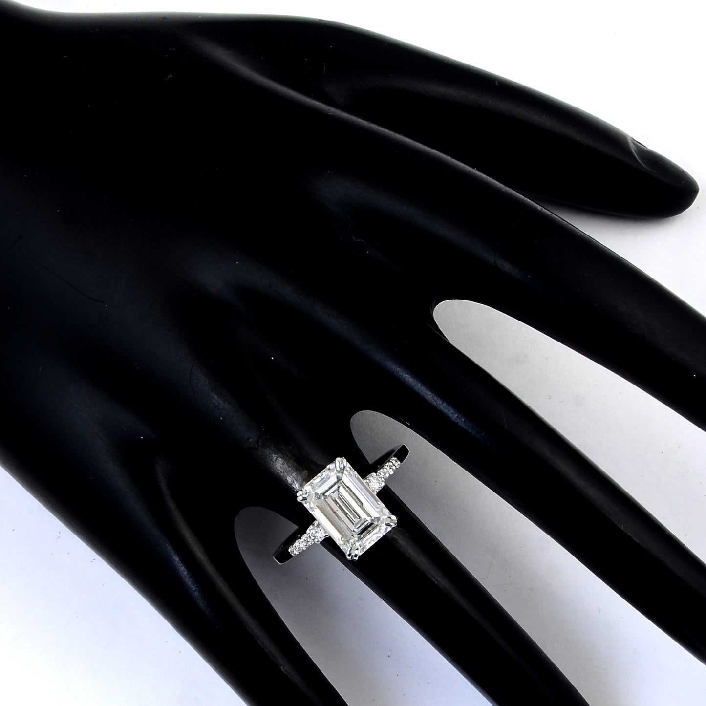 3.07 Carats Lab Grown Diamond 14K Gold Ring