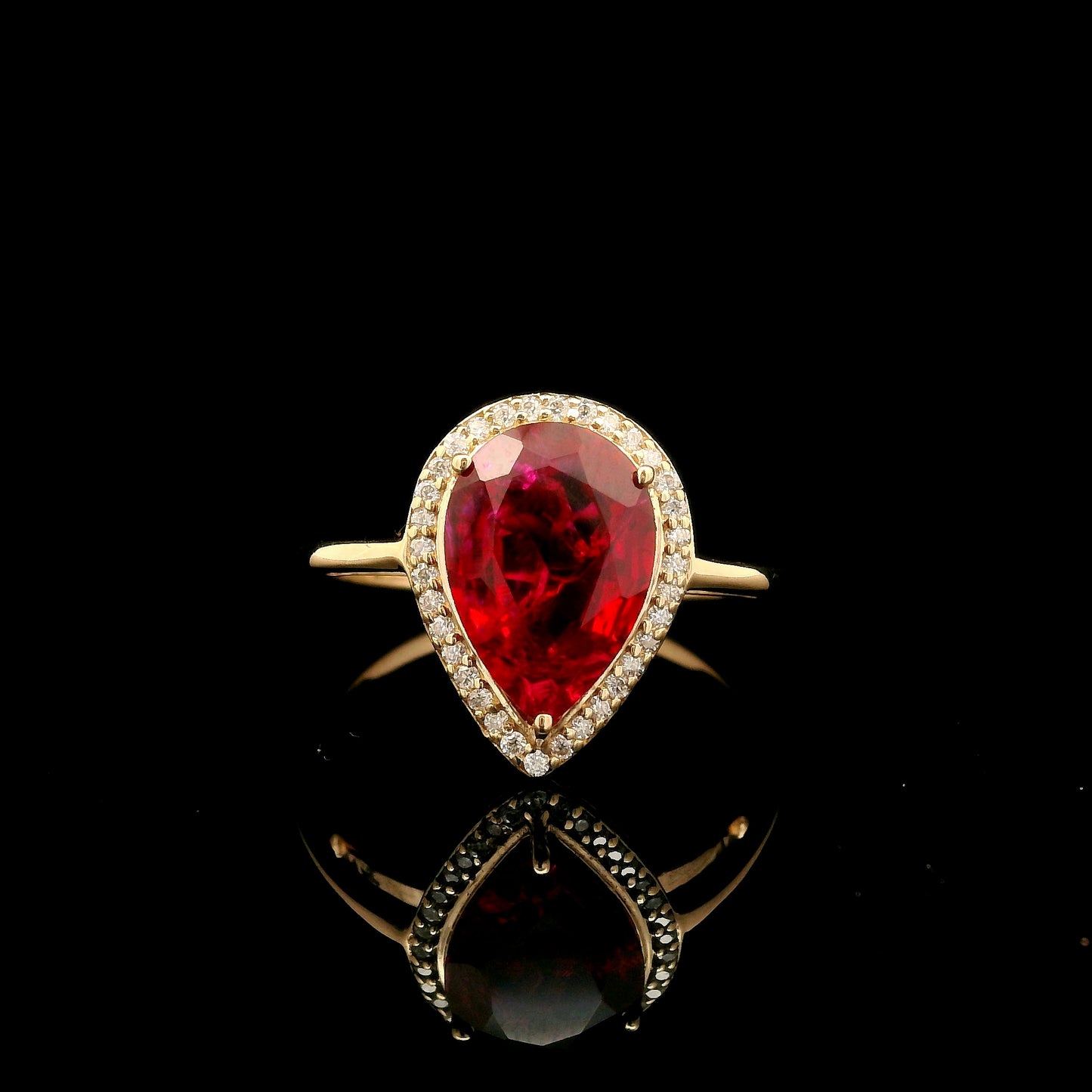 2.94 Ct Pear Mixed Cut Lab Grown Ruby 14K Gold Ring
