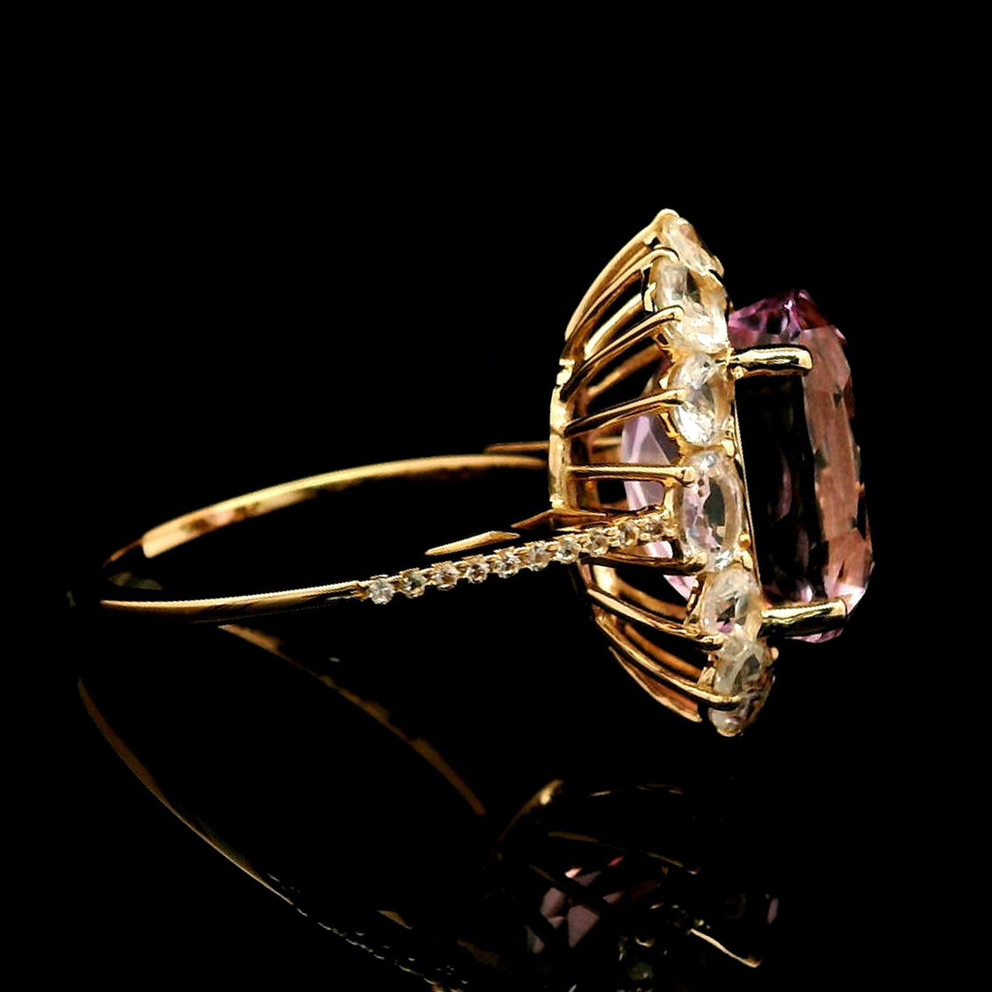 9.76 Ct Oval Kunzite 14K Gold Ring