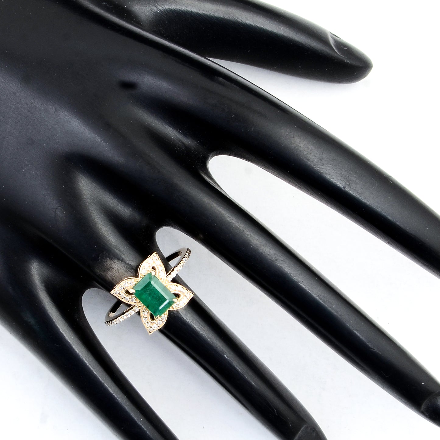 1.15 Ct Emerald Cut Natural Beryl Emerald 14K Gold Ring