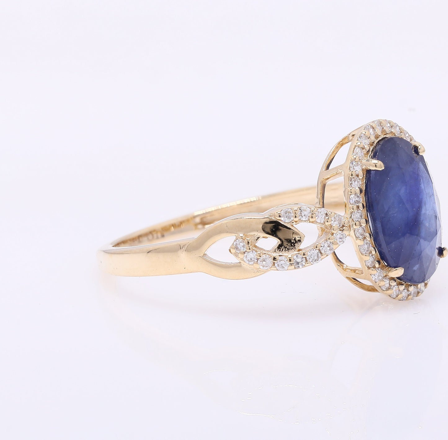 2.50 Ct Oval Mixed Cut Natural Sapphire 14K Gold Ring