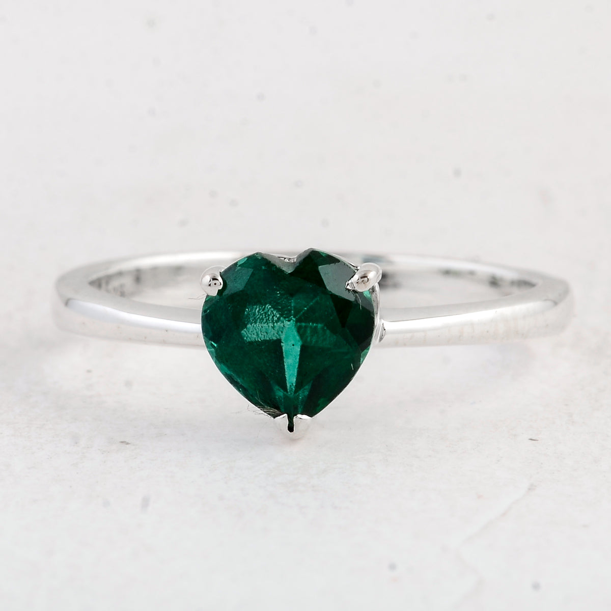 1.43 Ct Heart Green Topaz 925 Sterling Silver Ring