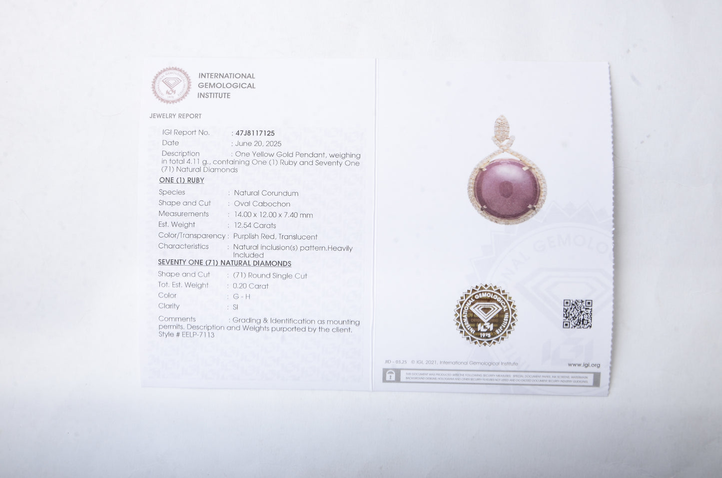 12.74 Ct Oval Cabochon Natural Corundum Ruby 14K Gold Pendant