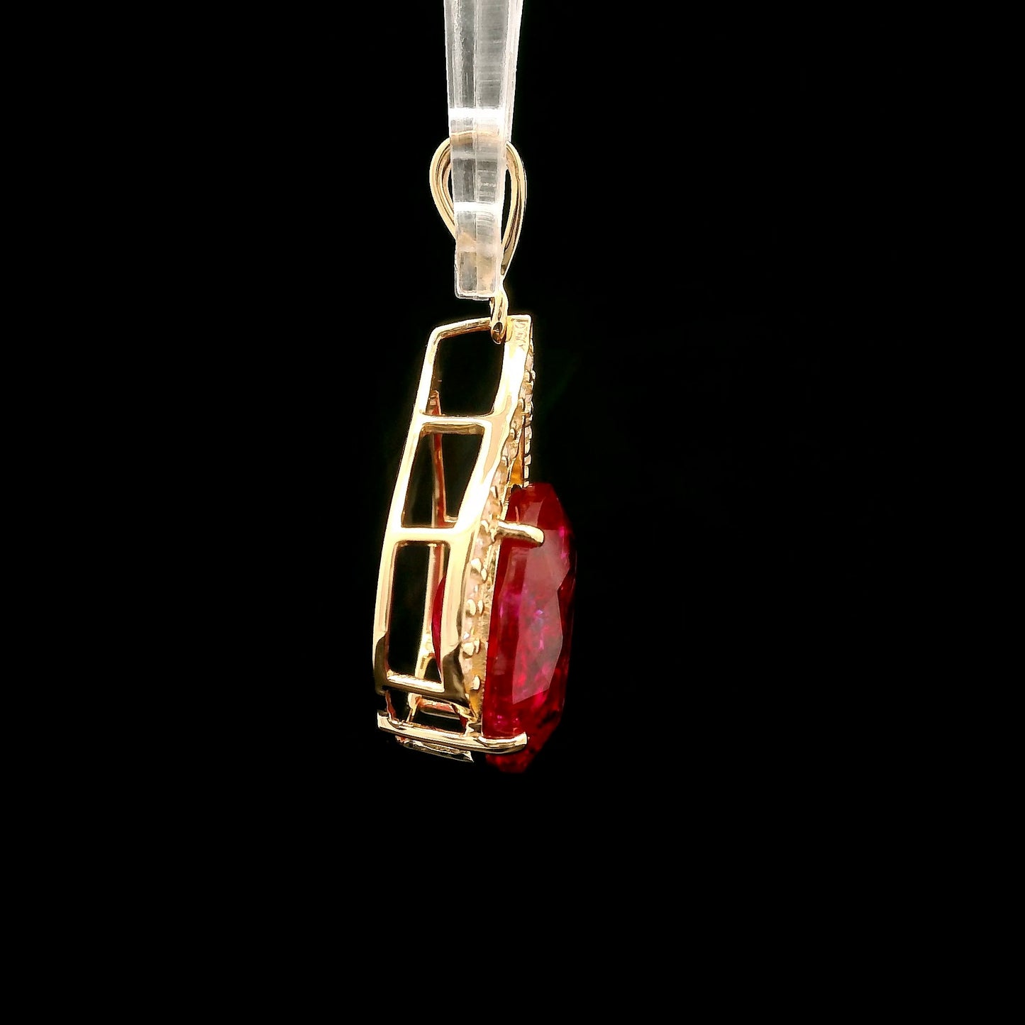 5.14 Ct Oval Mixed Cut Lab Grown Ruby 14K Gold Pendant