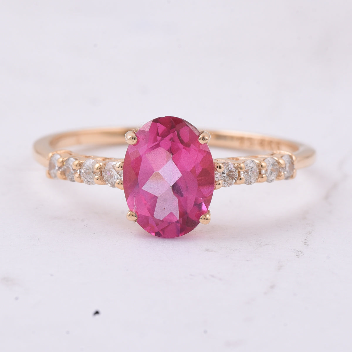 1.65 Ct Oval Natural Topaz 14K Gold Ring