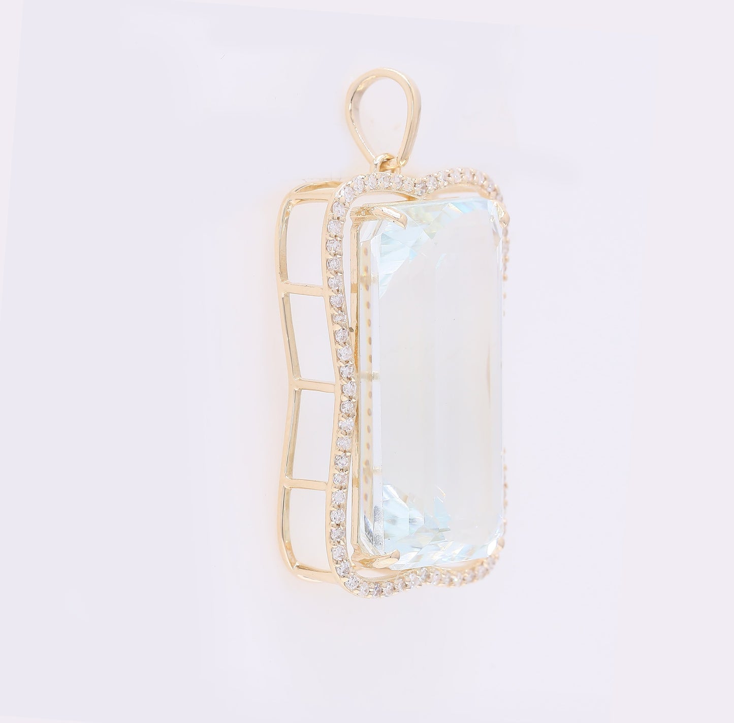 14.43 Ct Octagon Step Cut Natural Aquamarine 14K Gold Pendant