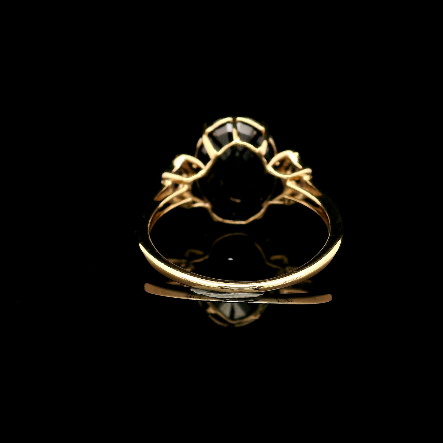 6.10 Ct Oval Mixed Cut Lab Grown Sapphire 14K Gold Ring