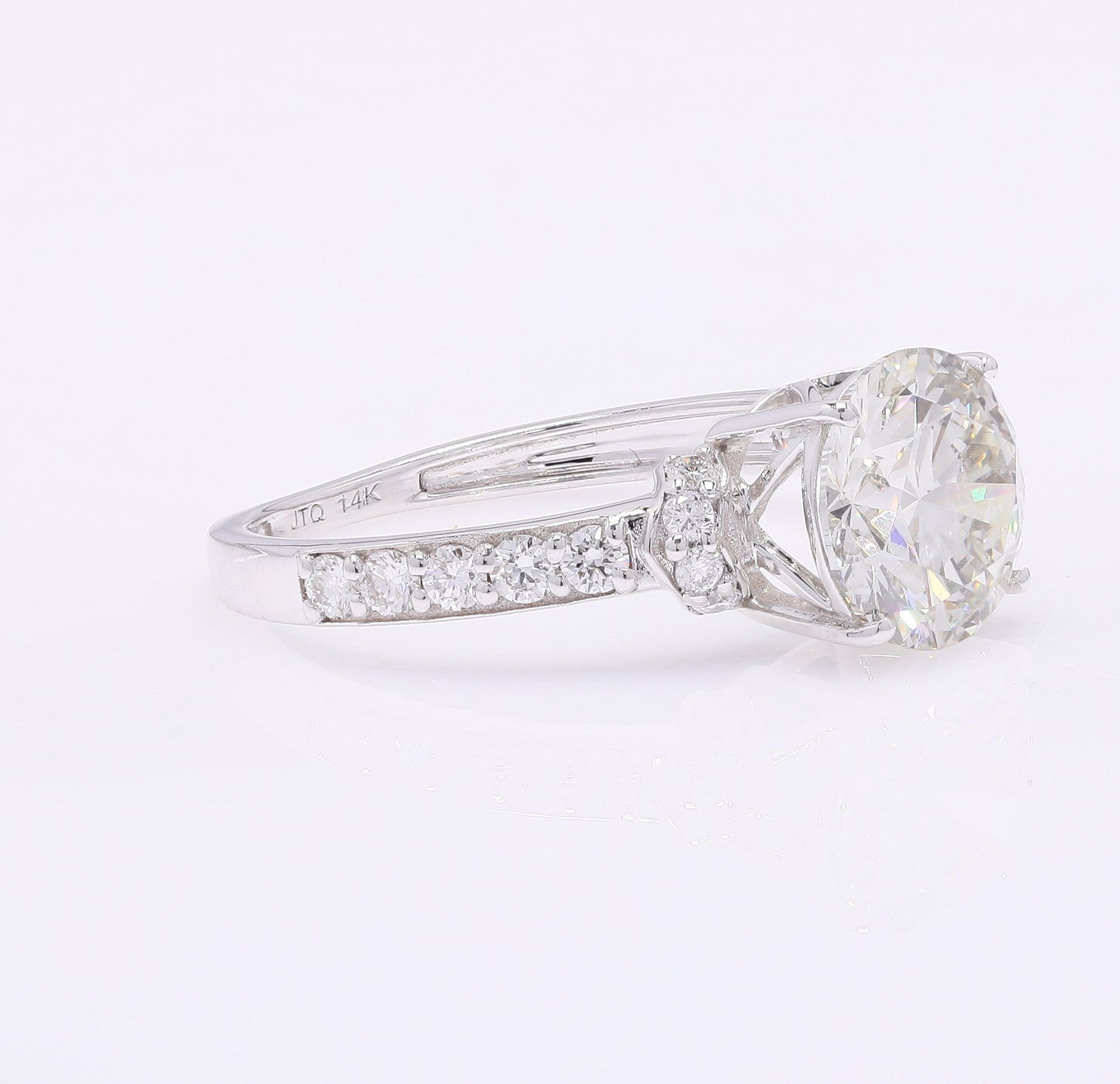 2.48 Carats Lab Grown Diamond 14K Gold Ring