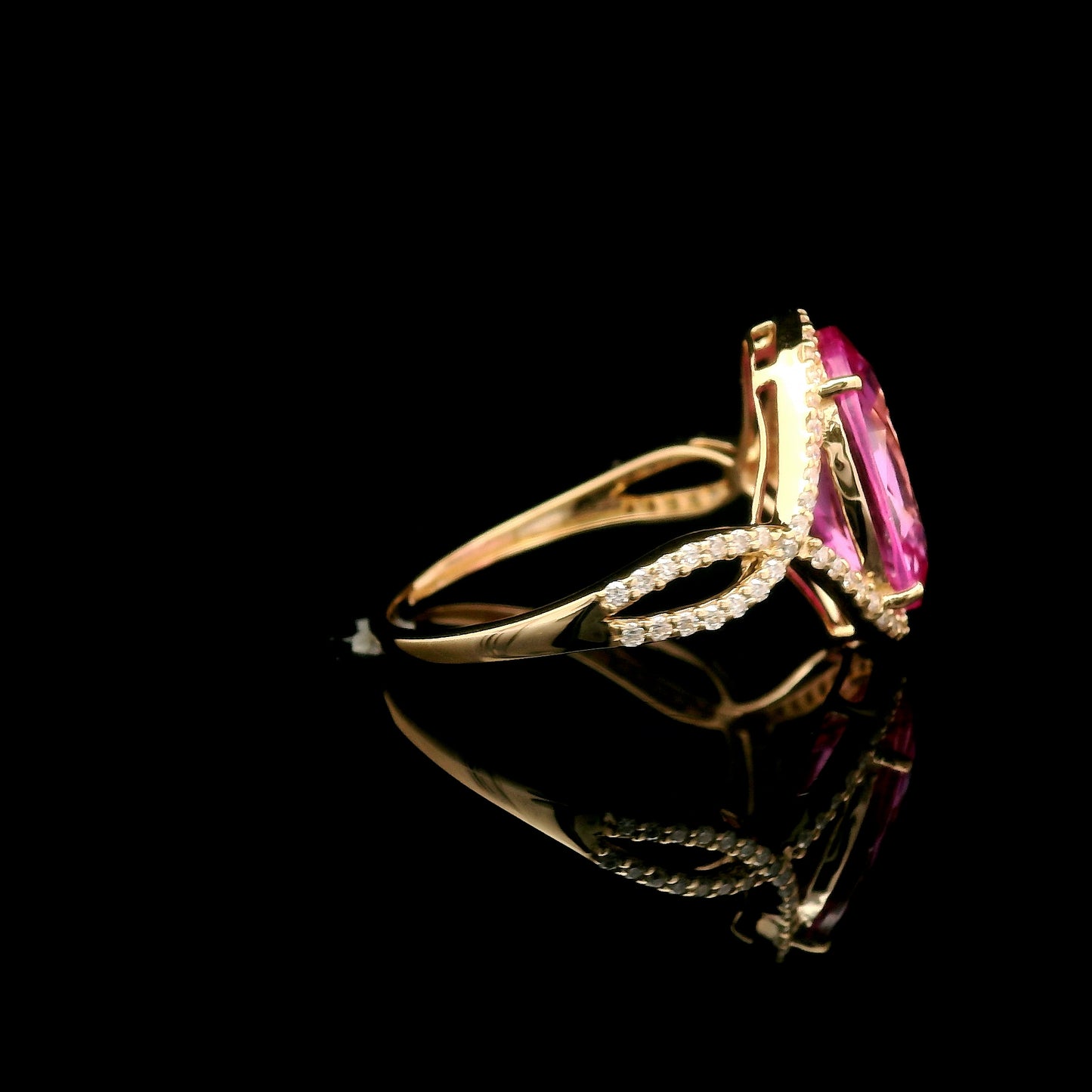5.61 Ct Oval Mixed Cut Lab Grown Pink Sapphire 14K Gold Ring