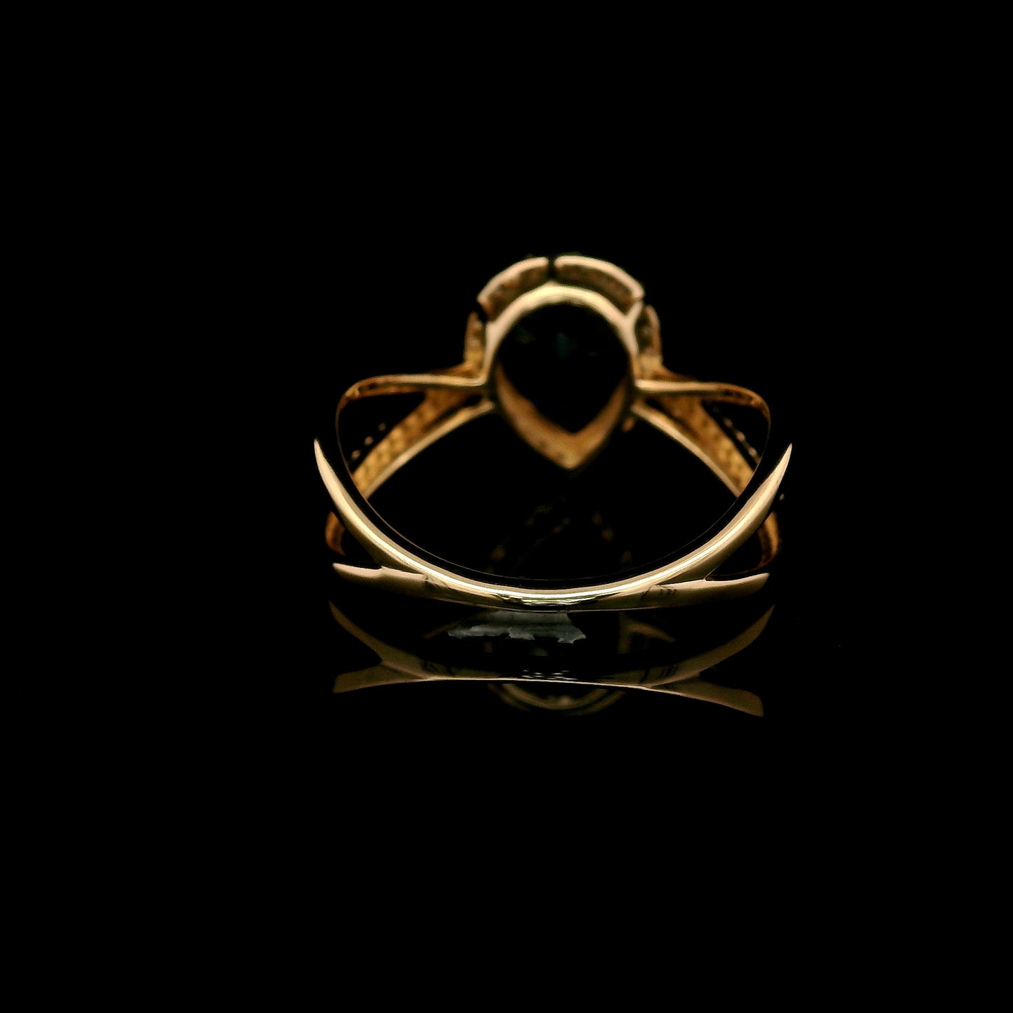 2.53 Ct Pear Mixed Cut Lab Grown Sapphire 14K Gold Ring