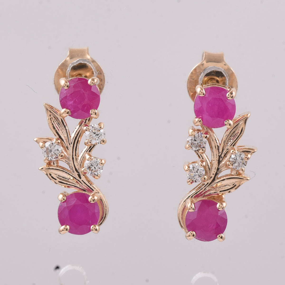 1.47 Ct Round Natural Ruby 14K Gold Earrings