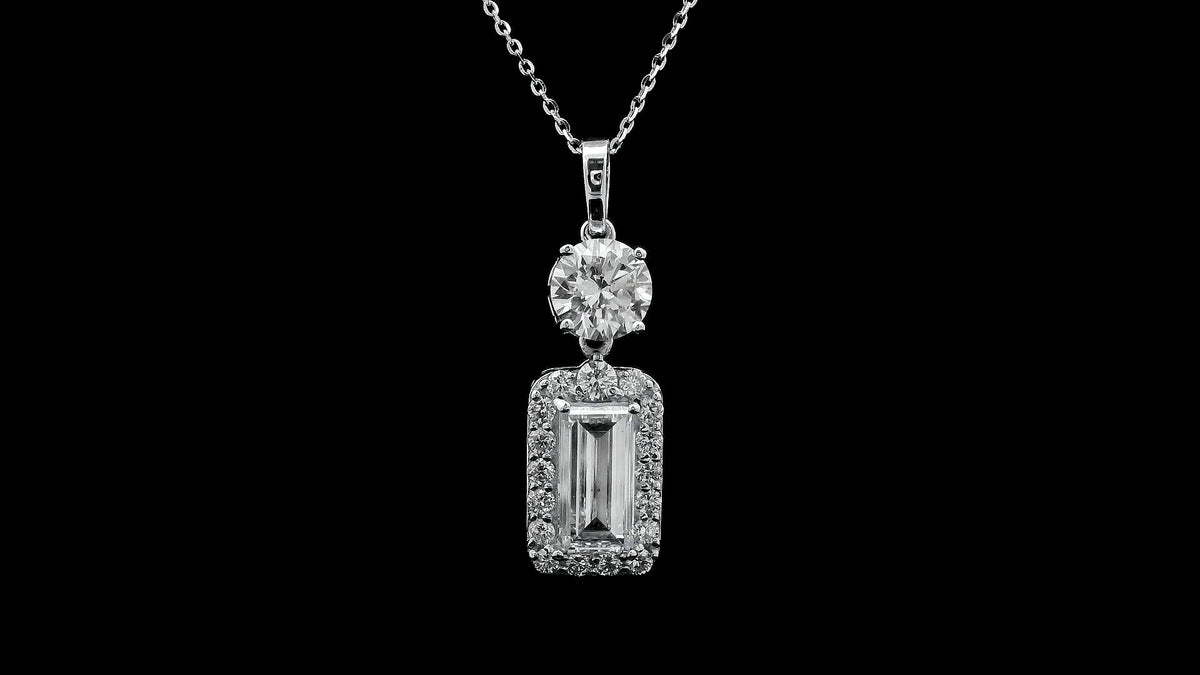 2.97 Carats Lab Grown Diamond 14K Gold Pendant