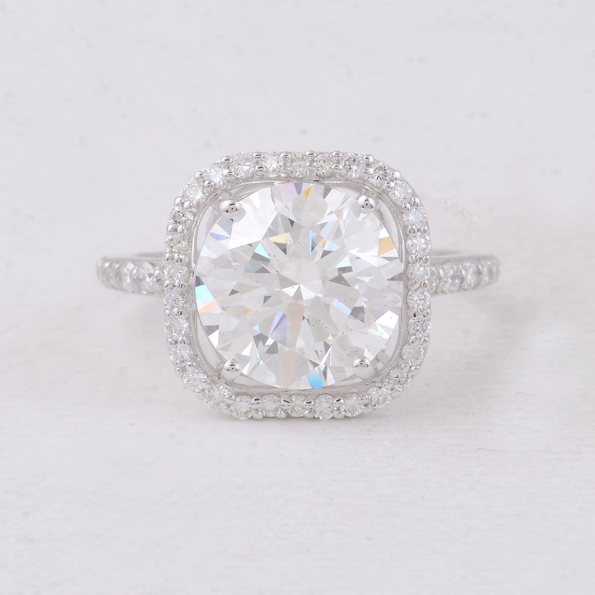 5.23 Carats Lab Grown Diamond 14K Gold Ring