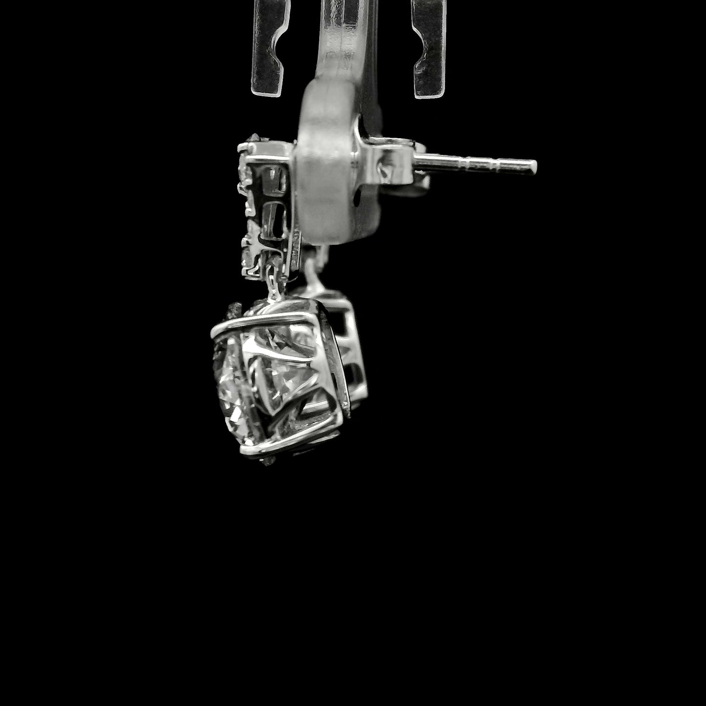 4.40 Ct Round Lab Grown Diamond 14K Gold Earrings