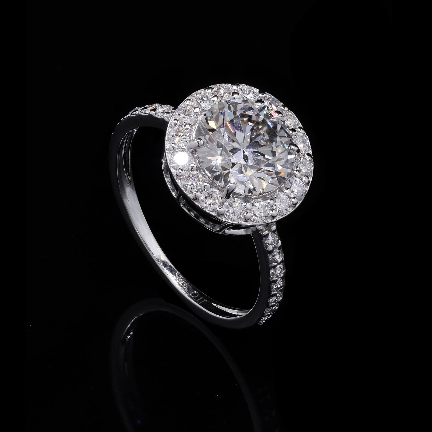 2.69 Carats Lab Grown Diamond 14K Gold Ring