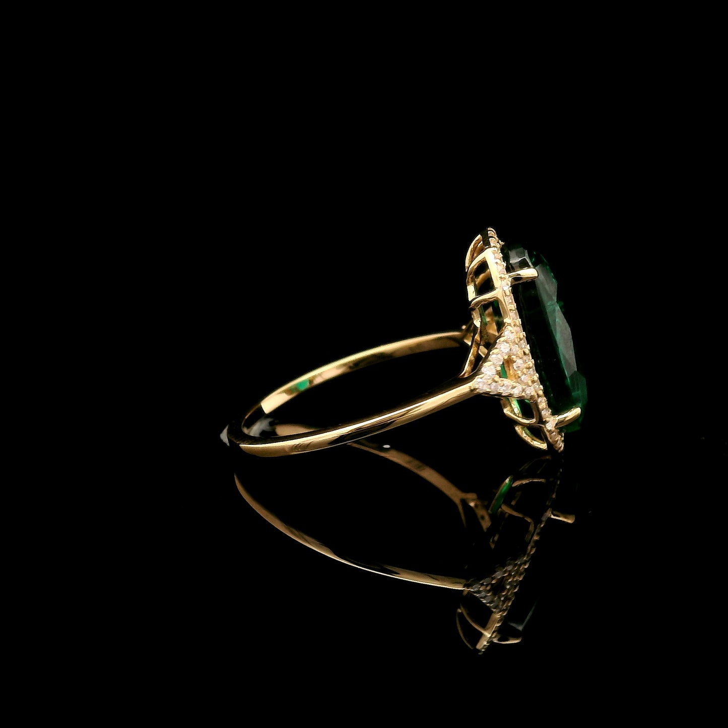 3.77 Ct Oval Mixed Cut Lab Grown Emerald 14K Gold Ring