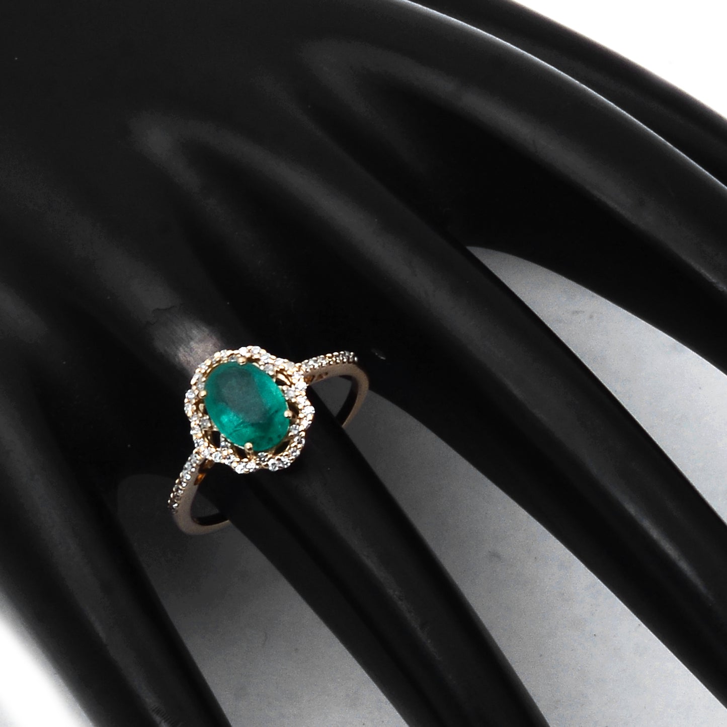 1.11 Ct Oval Mixed Cut Natural Emerald 14K Gold Ring