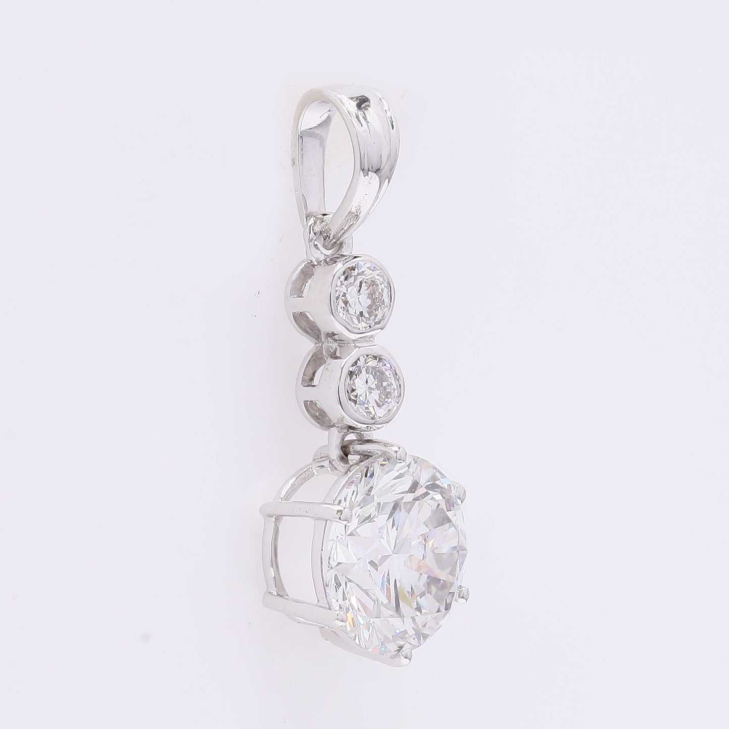 2.01 Carats Lab Grown Diamond 14K Gold Pendant