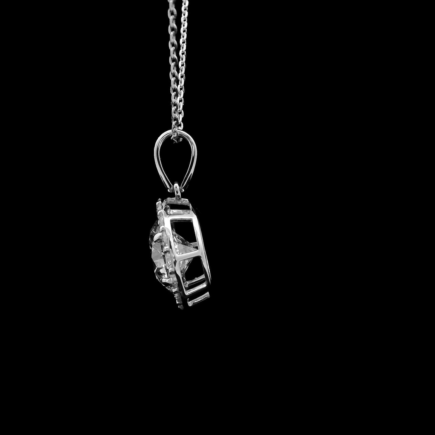 2.02 Carats Lab Grown Diamond 14K Gold Pendant