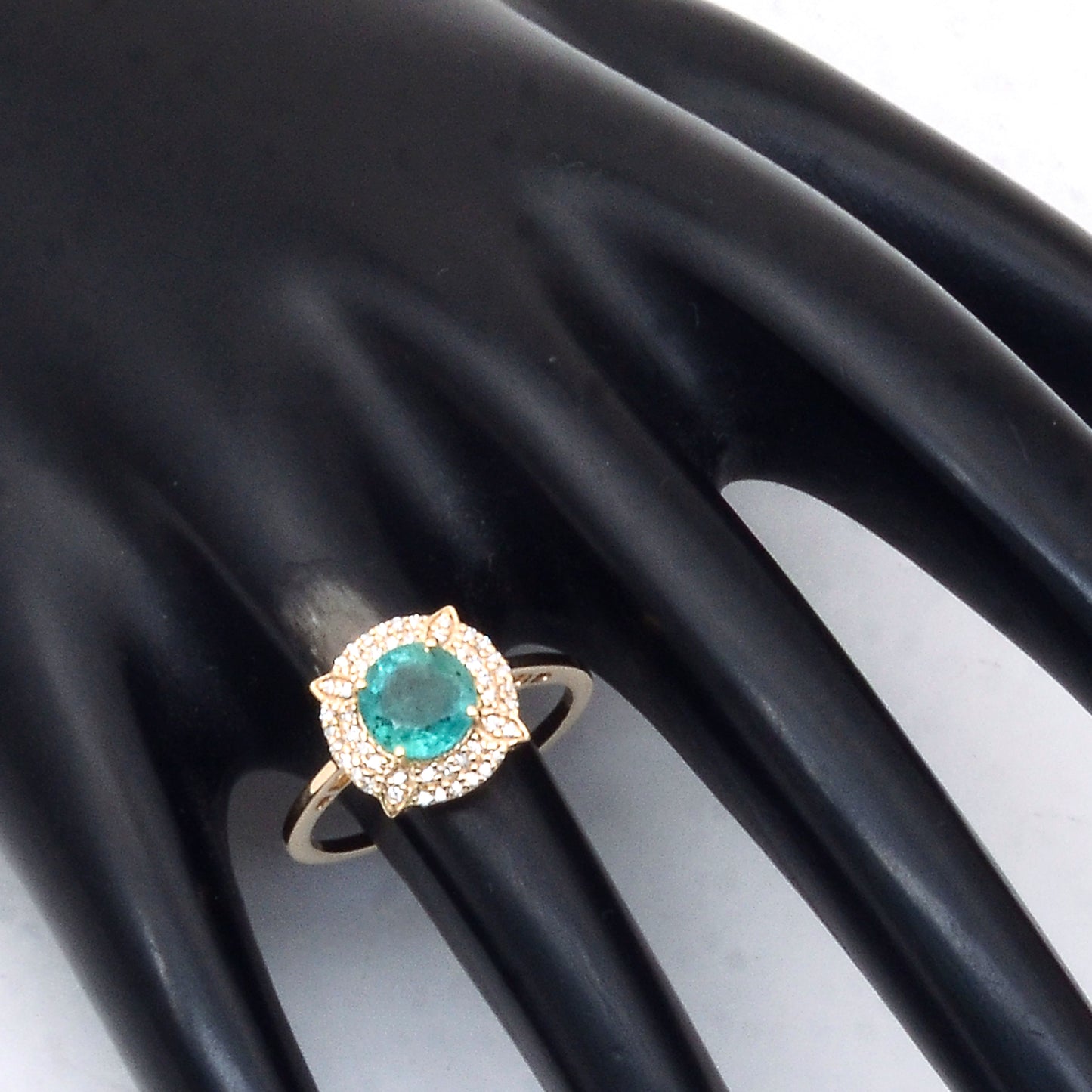 1.39 Ct Round Mixed Cut Natural Emerald 14K Gold Ring