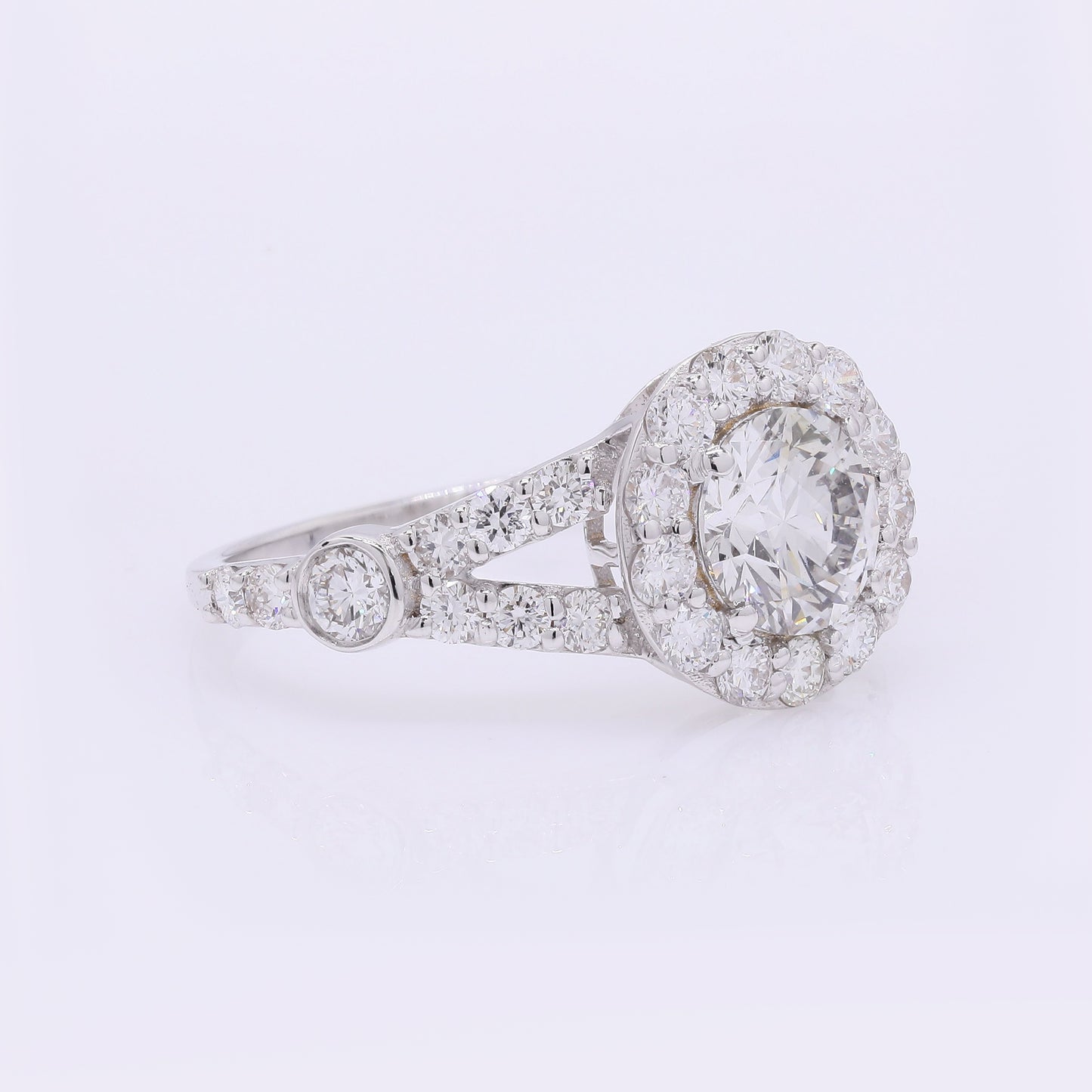 2.07 Carats Lab Grown Diamond 14K Gold Ring