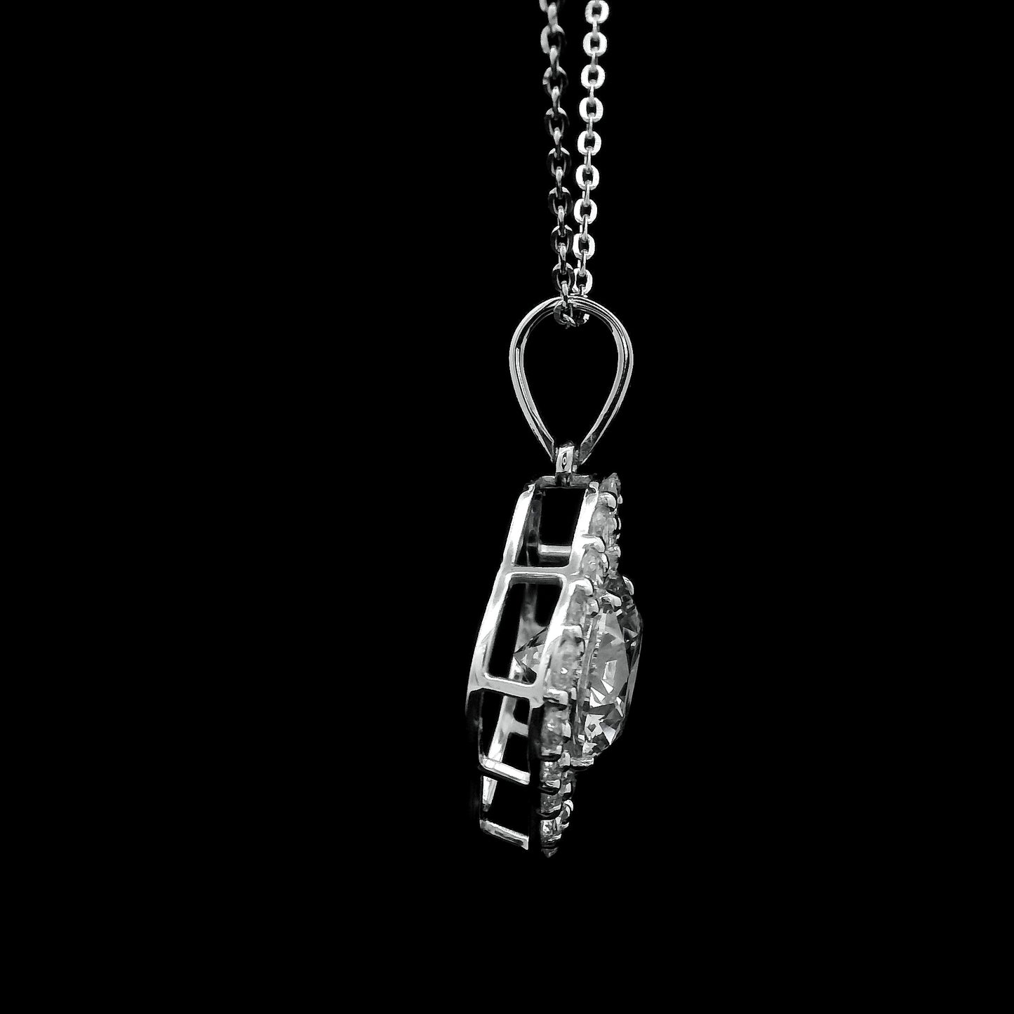 2.13 Carats Lab Grown Diamond 14K Gold Pendant