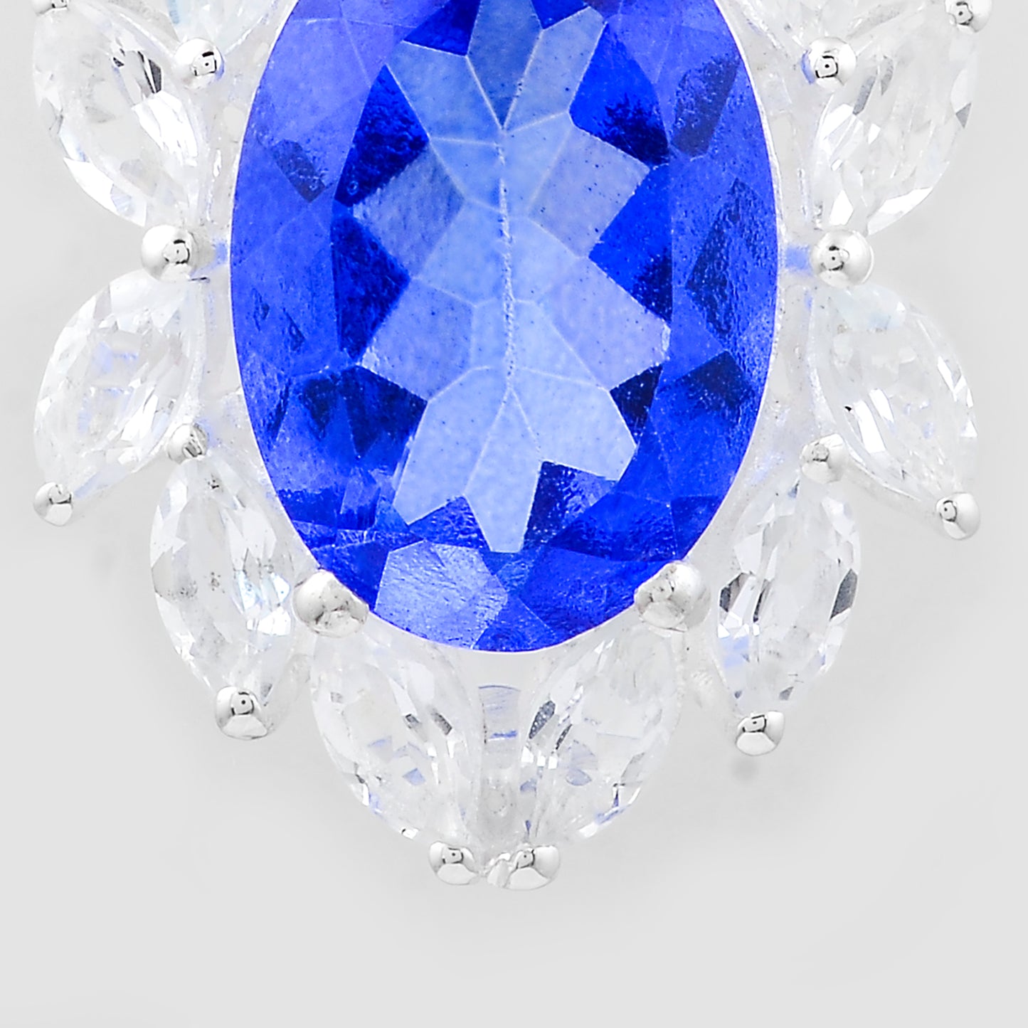 9.18 Ct Oval Tz Color Topaz, White Topaz, 925 Sterling Silver Pendant