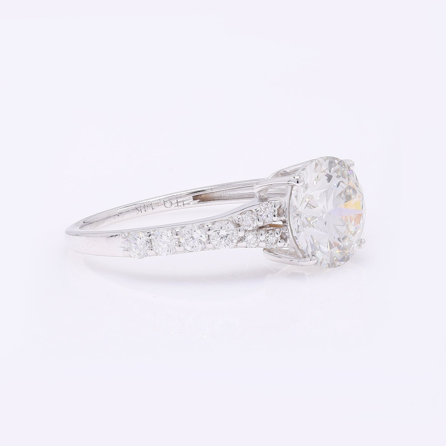 2.39 Carats Lab Grown Diamond 14K Gold Ring