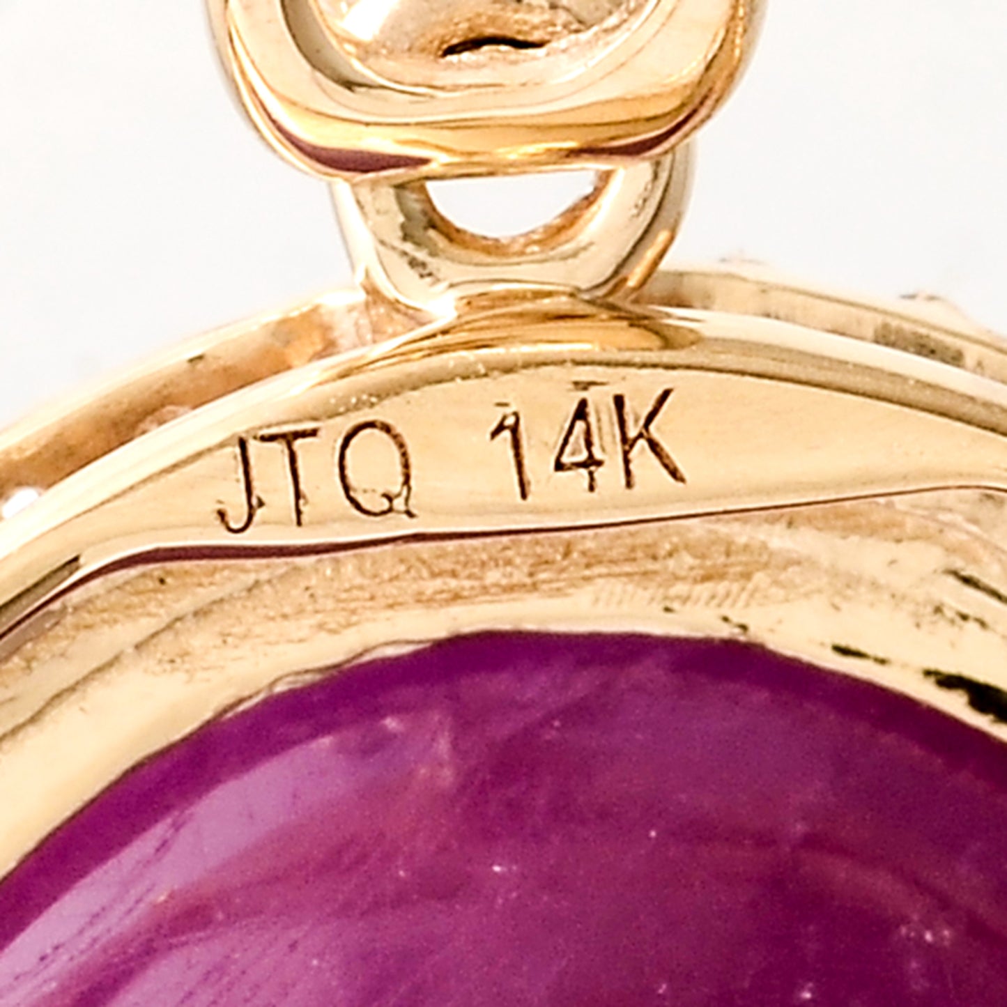 18.41 Ct Oval Cabochon Natural Corundum Ruby 14K Gold Pendant
