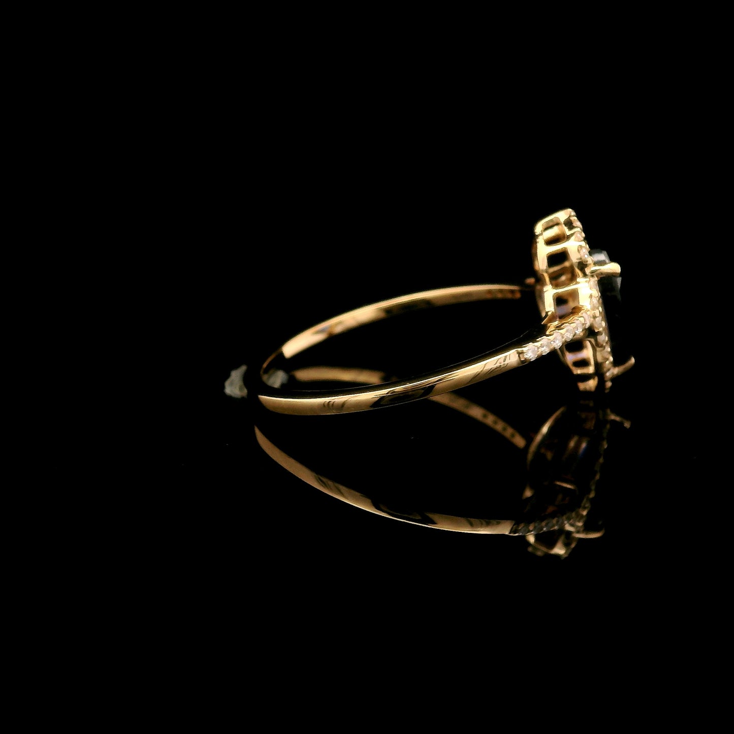 0.89 Ct Pear Mixed Cut Lab Grown Sapphire 14K Gold Ring