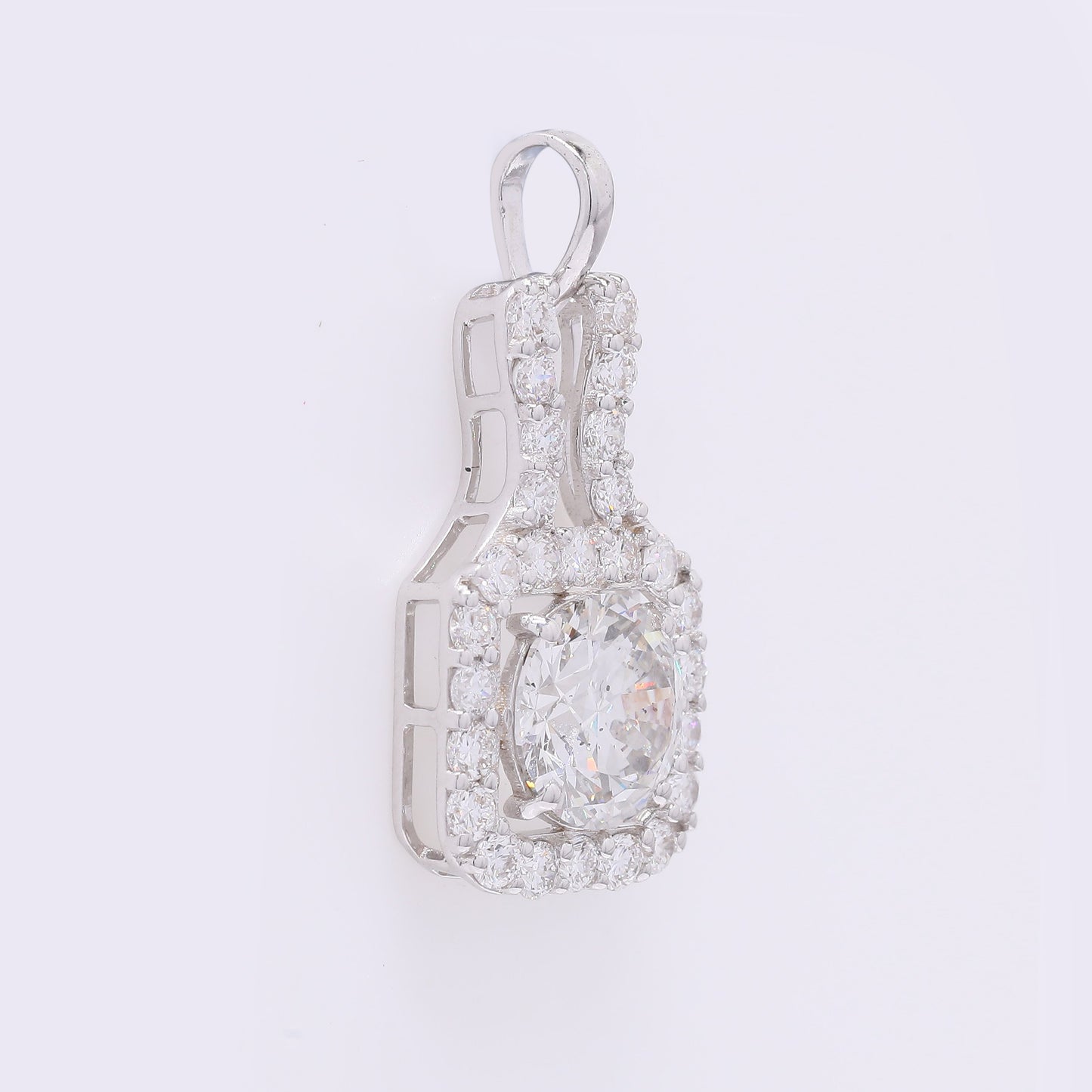 2.34 Carats Lab Grown Diamond 14K Gold Pendant