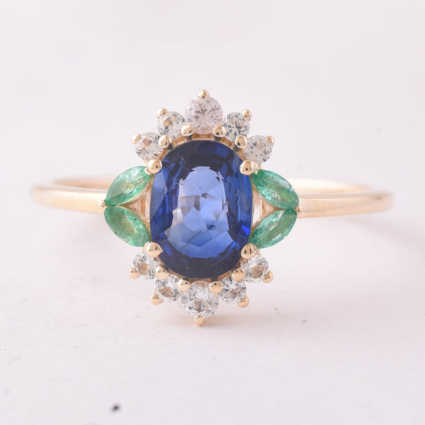 1.30 Ct Oval Sapphire 9K Gold Ring